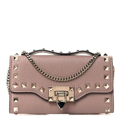 Valentino Garavani Pebbled Calfskin Rockstud Flip Lock Wallet On Chain Poudre 1 of 4