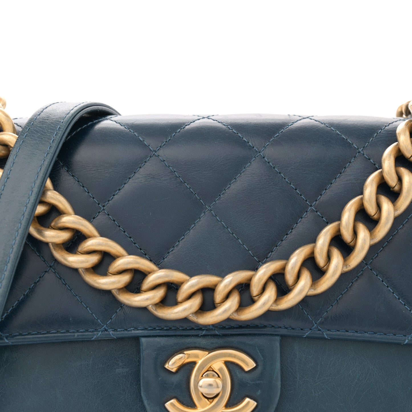 Iridescent Calfskin Quilted Small Straight Lined Flap Blue
