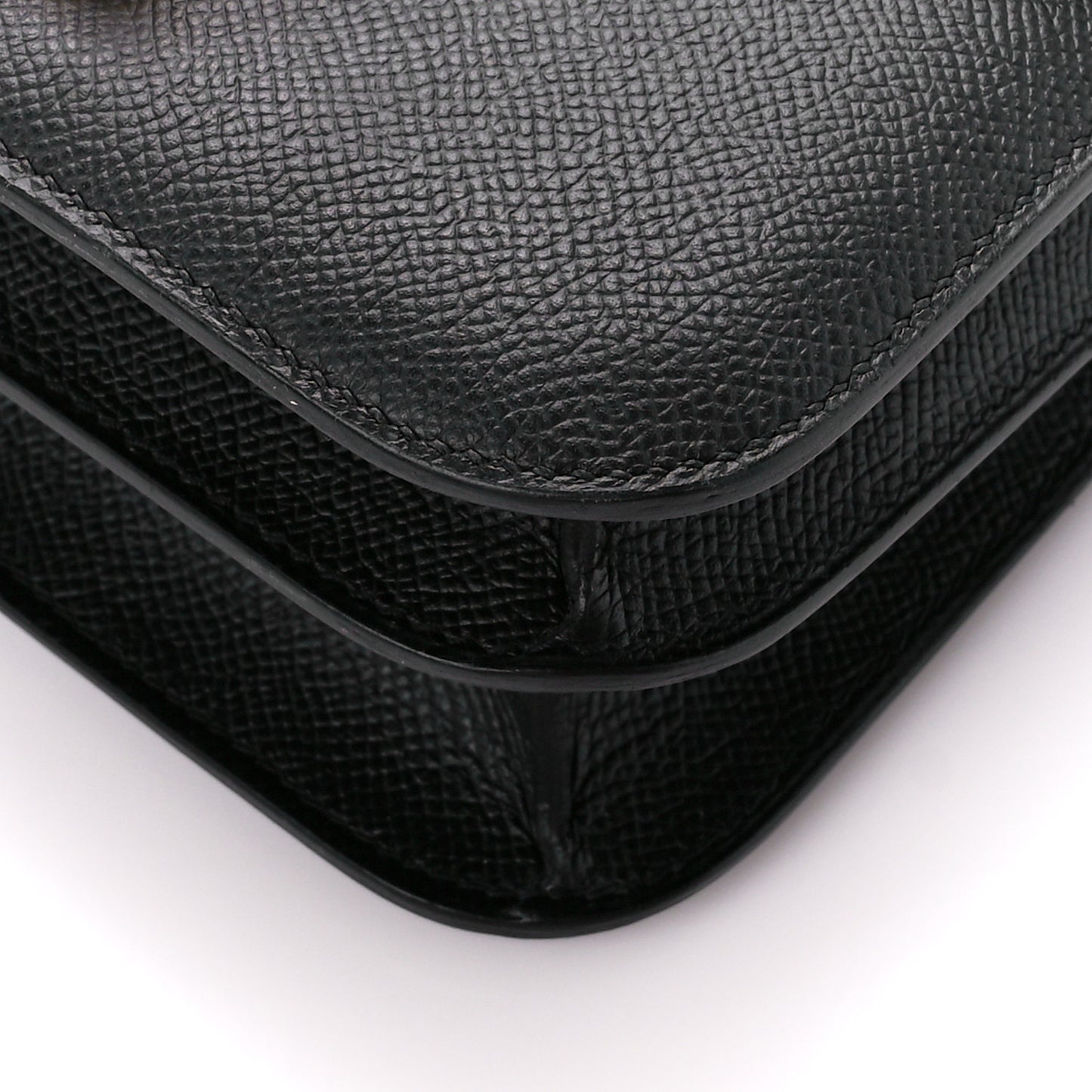 Epsom Constance 24 Black