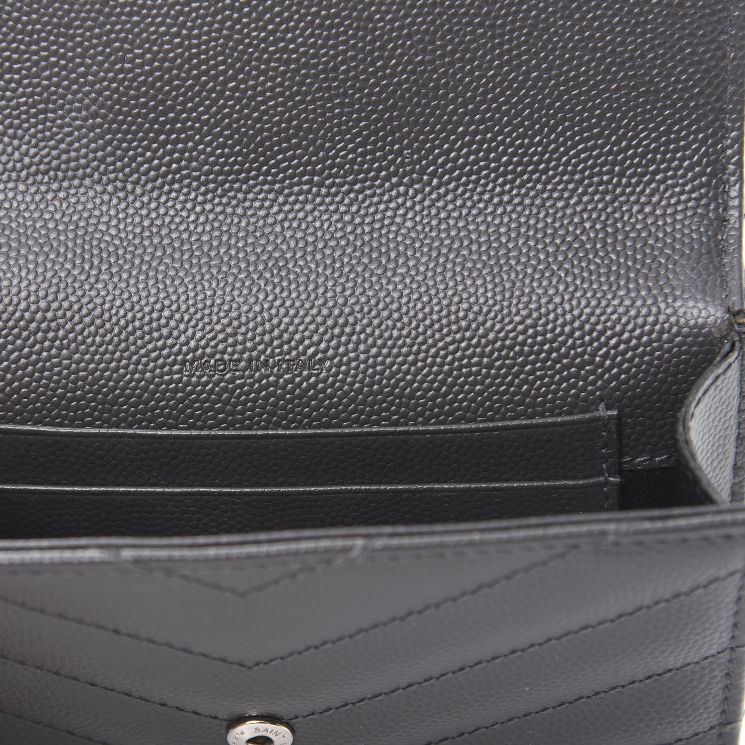 Saint Laurent Grain De Poudre Matelasse Chevron Small Monogram Envelope Wallet Coal 7 of 10