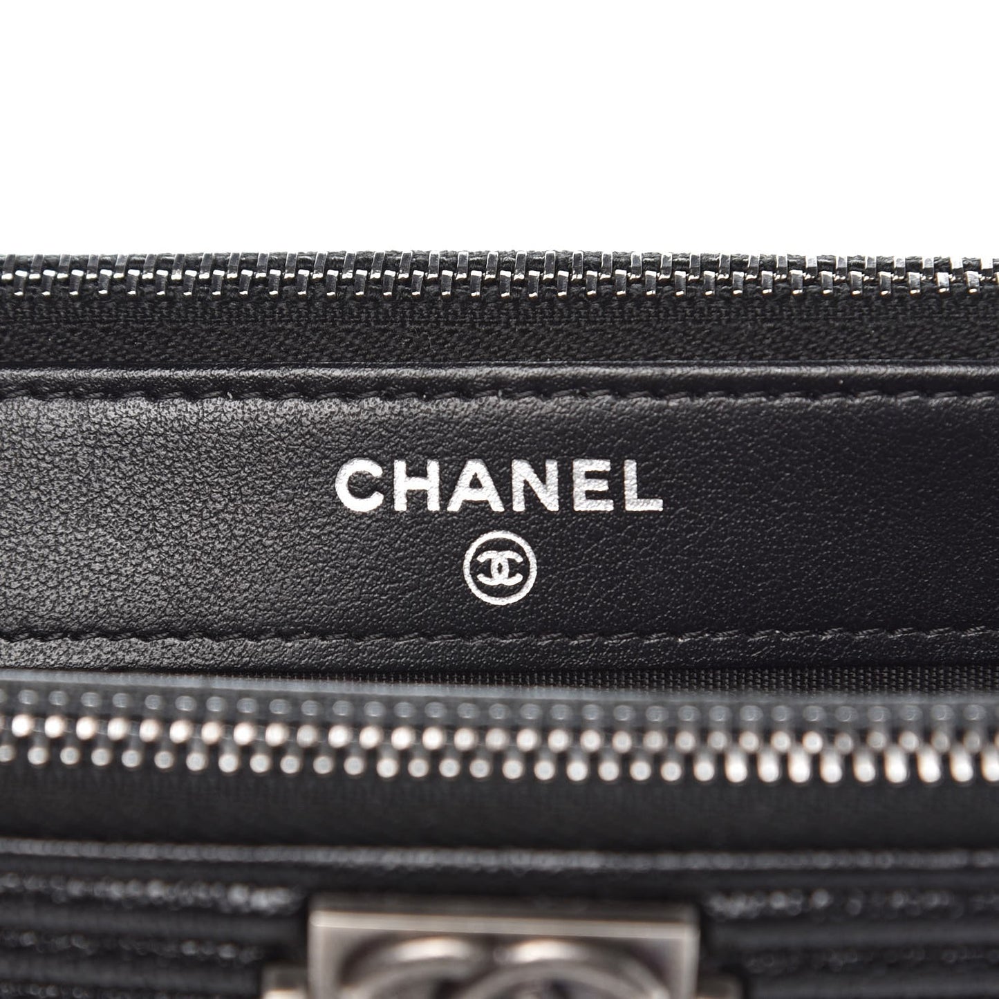 Caviar Quilted Small Boy Clutch With Chain Black