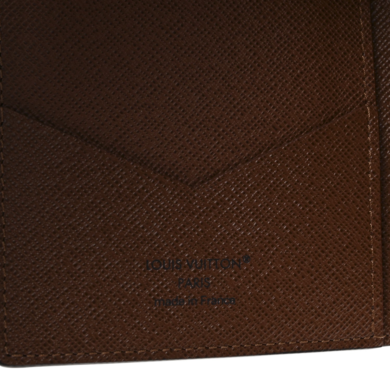 Louis Vuitton Monogram Passport Cover 7 of 7