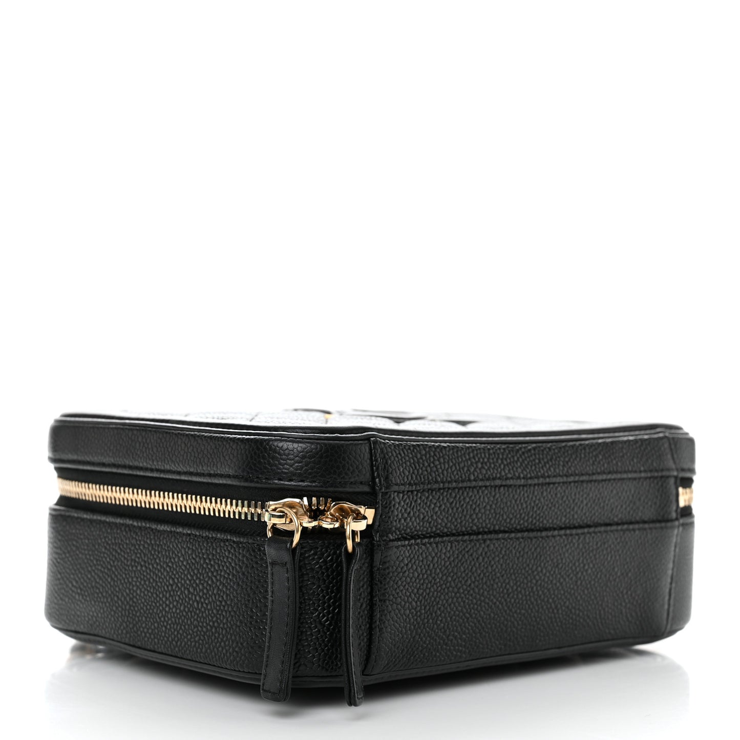 Caviar Quilted Medium CC Filigree Vanity Case Black