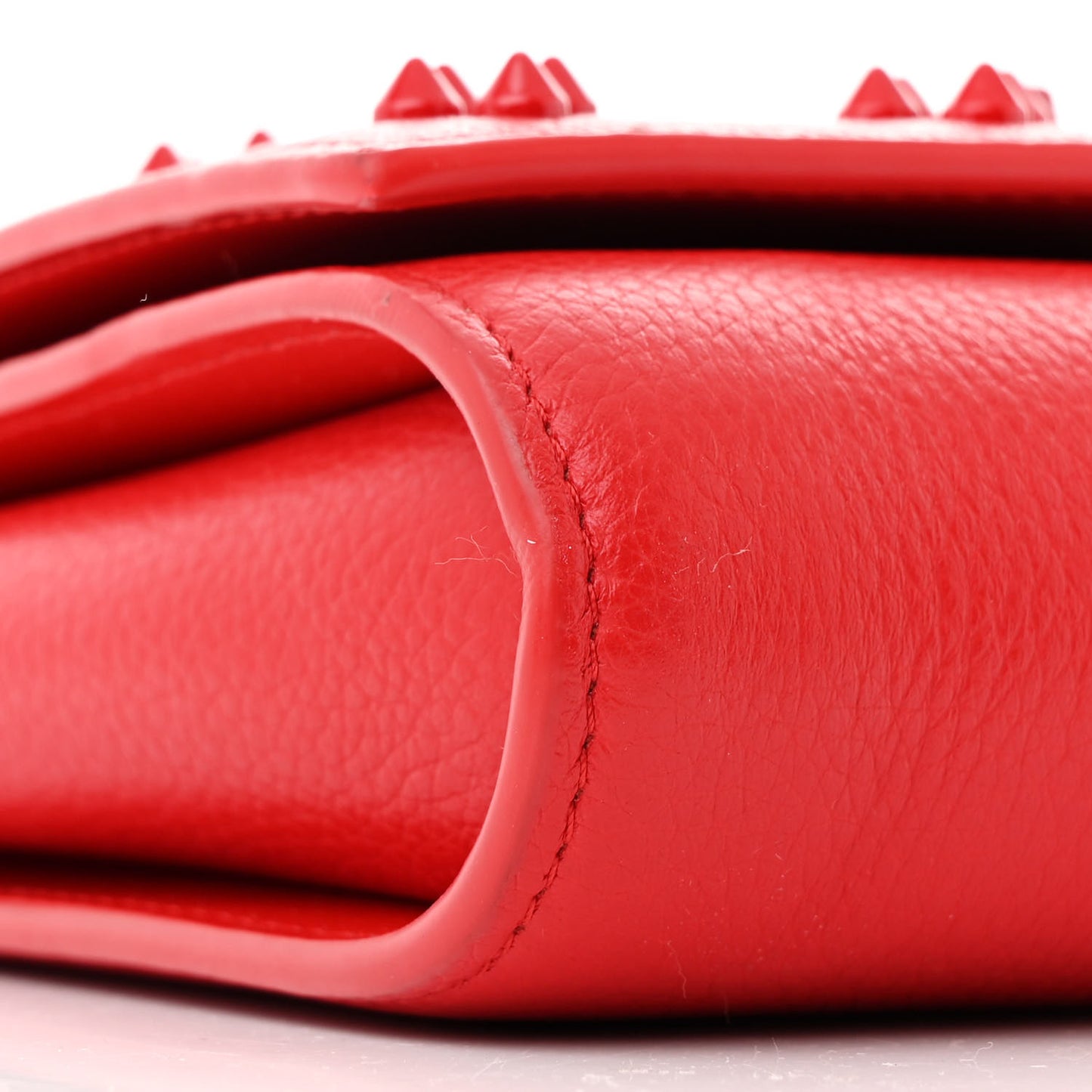 Calfskin Spikes Loubinthesky Paloma Clutch Red