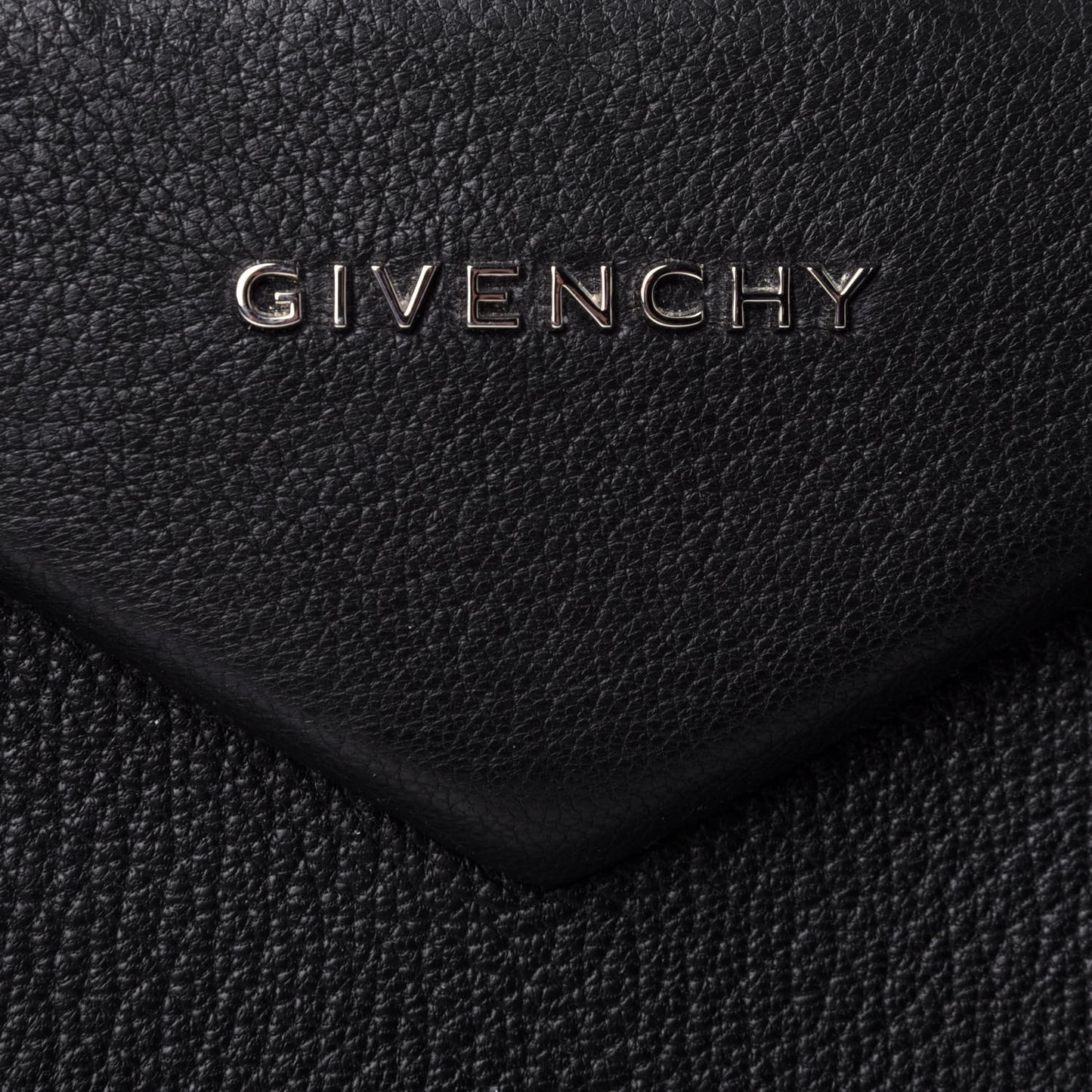 Sugar Goatskin Medium Antigona Black