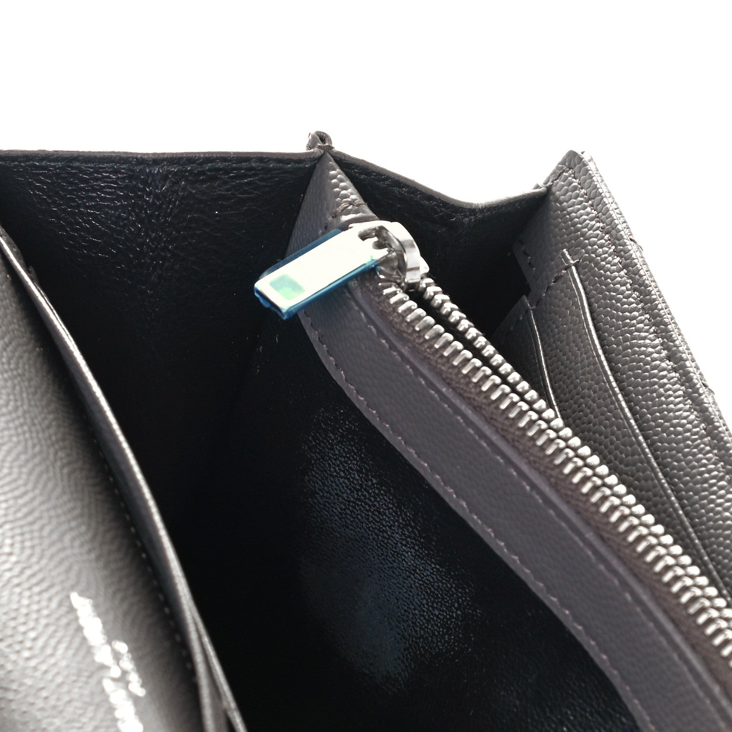 Saint Laurent Grain De Poudre Matelasse Chevron Monogram Chain Wallet Coal 7 of 10