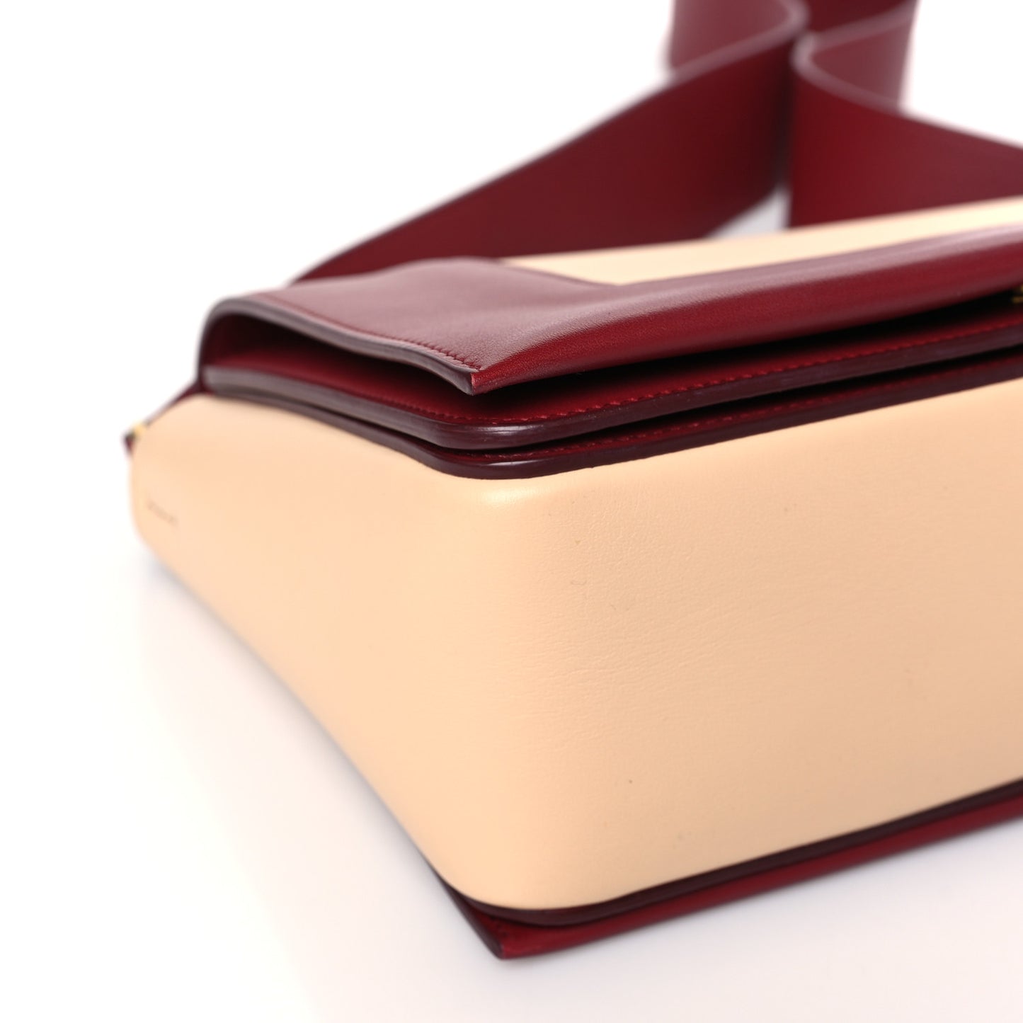 Shiny Smooth Calfskin Medium Frame Shoulder Bag Ruby Nude