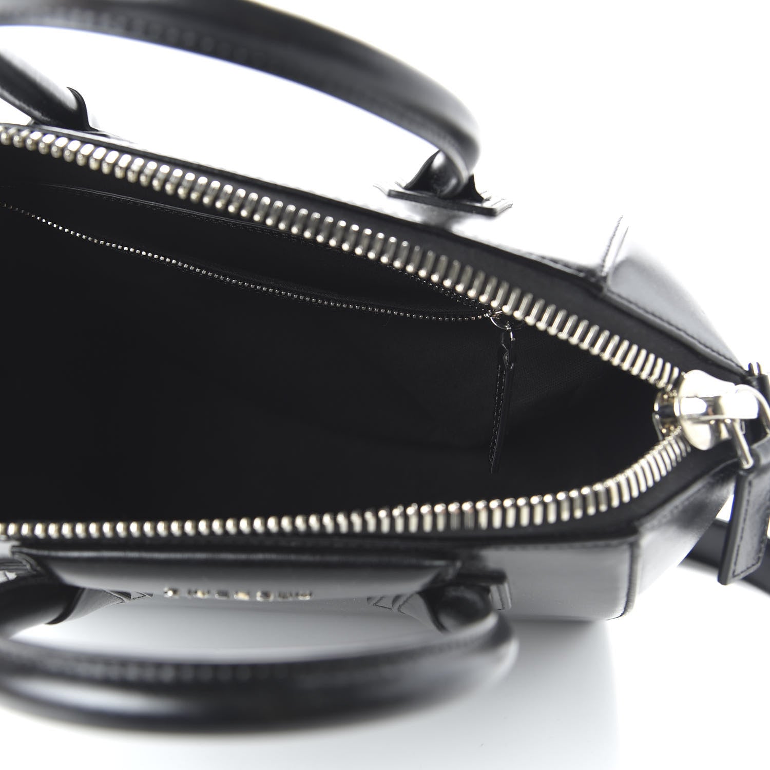Givenchy Shiny Lord Calfskin Small Antigona Black 4 of 10