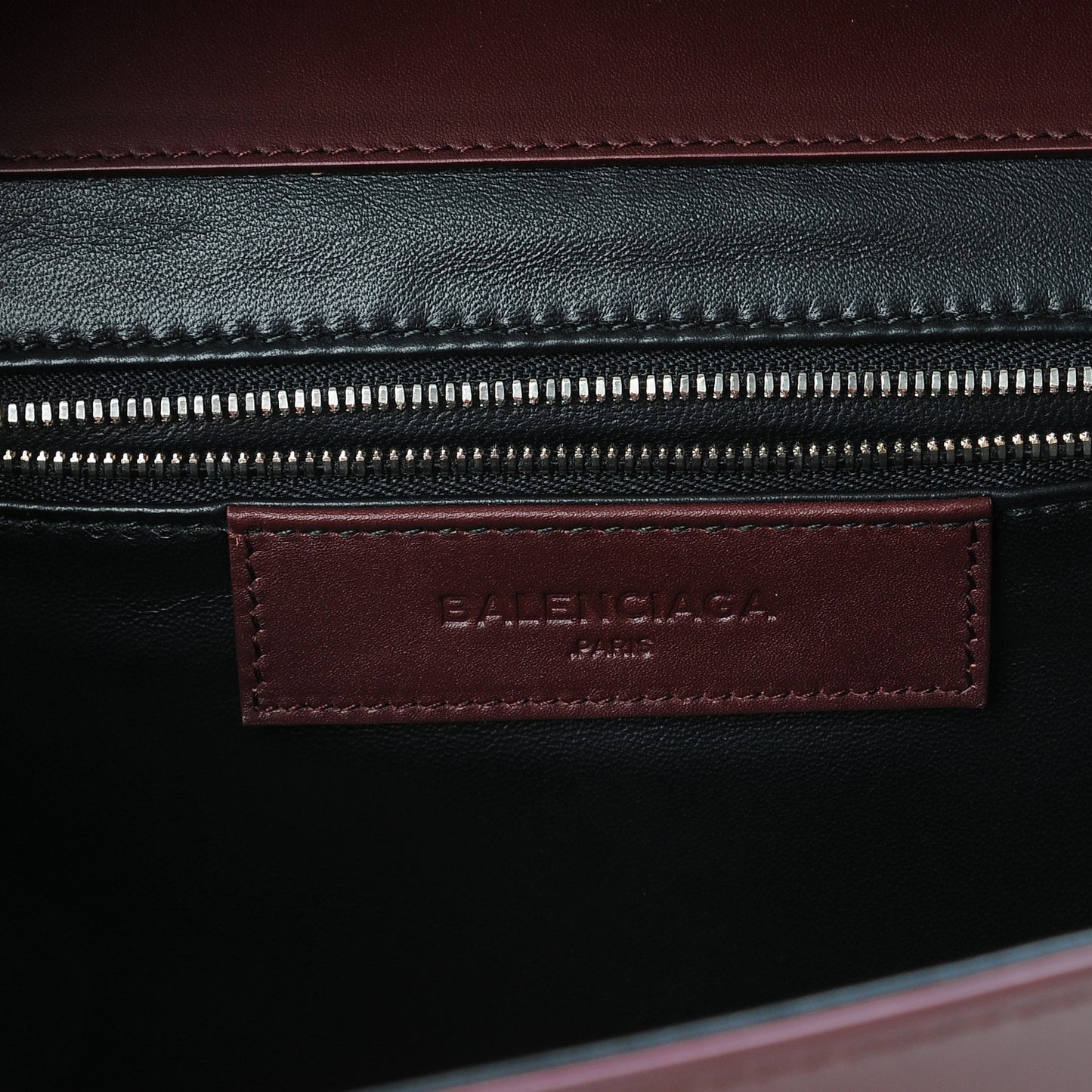 Smooth Calfskin Le Dix M Cartable Shoulder Bag Aubergine
