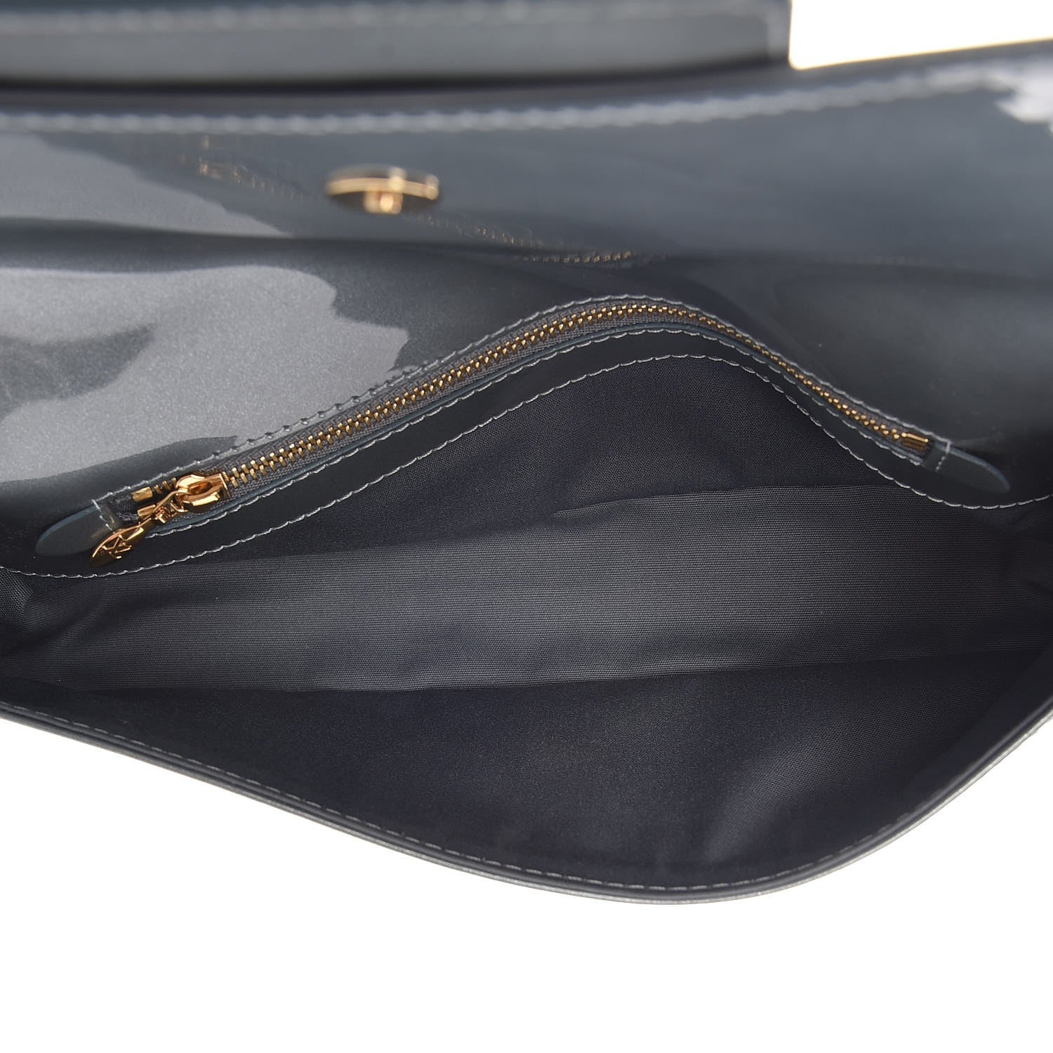Louis Vuitton Patent Sobe Clutch Givre 5 of 7