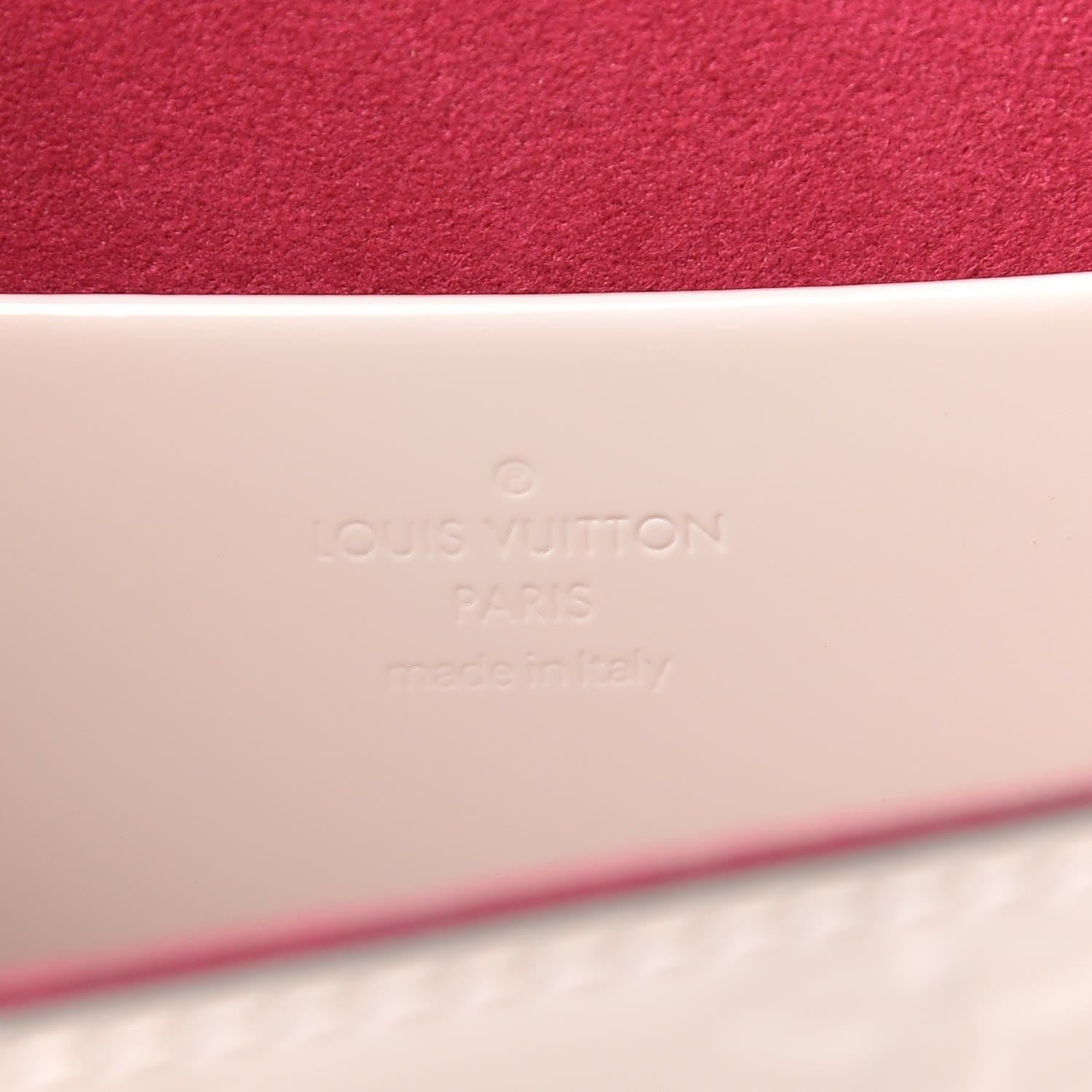 Louis Vuitton Vernis Epi Monogram Wynwood Creme 6 of 9