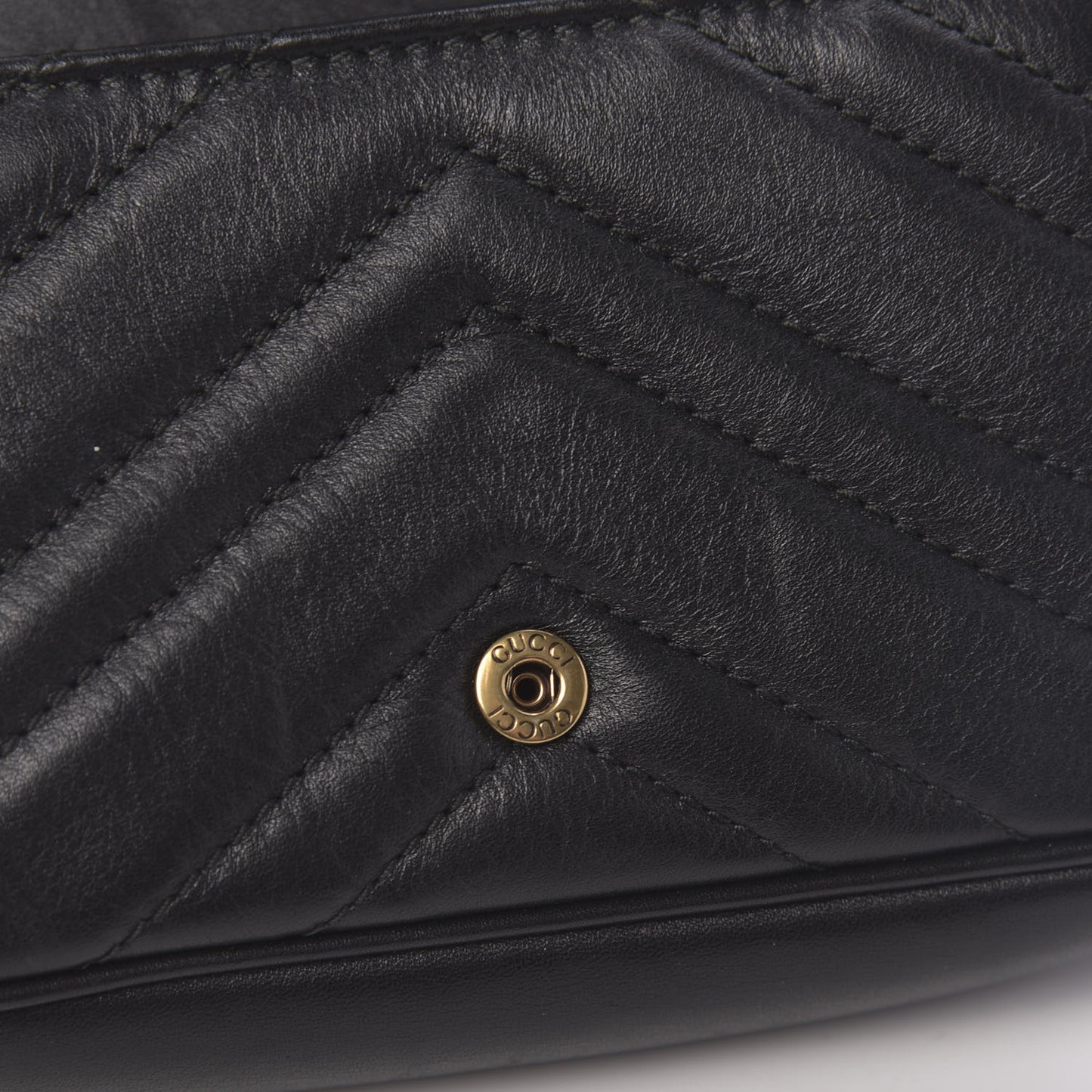 Calfskin Matelasse Super Mini GG Marmont Shoulder Bag Black
