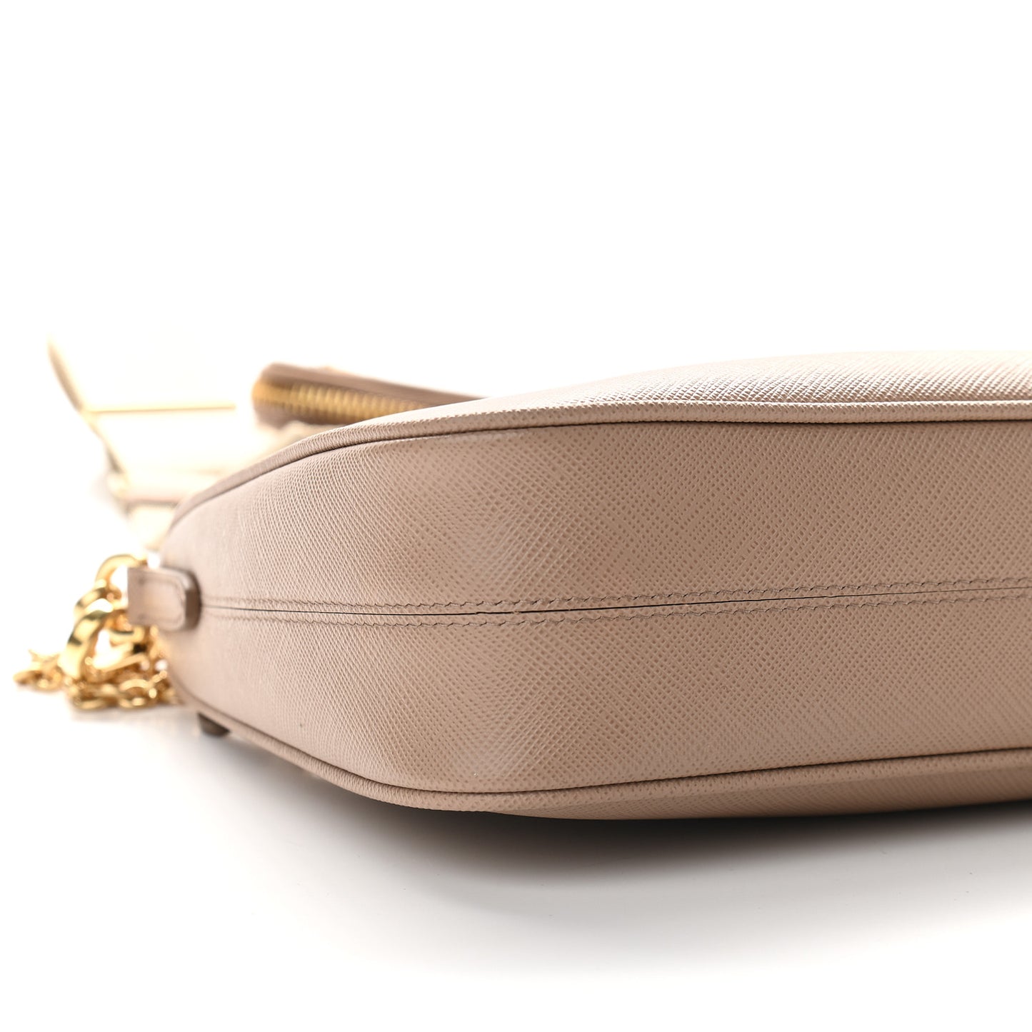 Saffiano Re-Edition 2005 Shoulder Bag Cammeo Beige