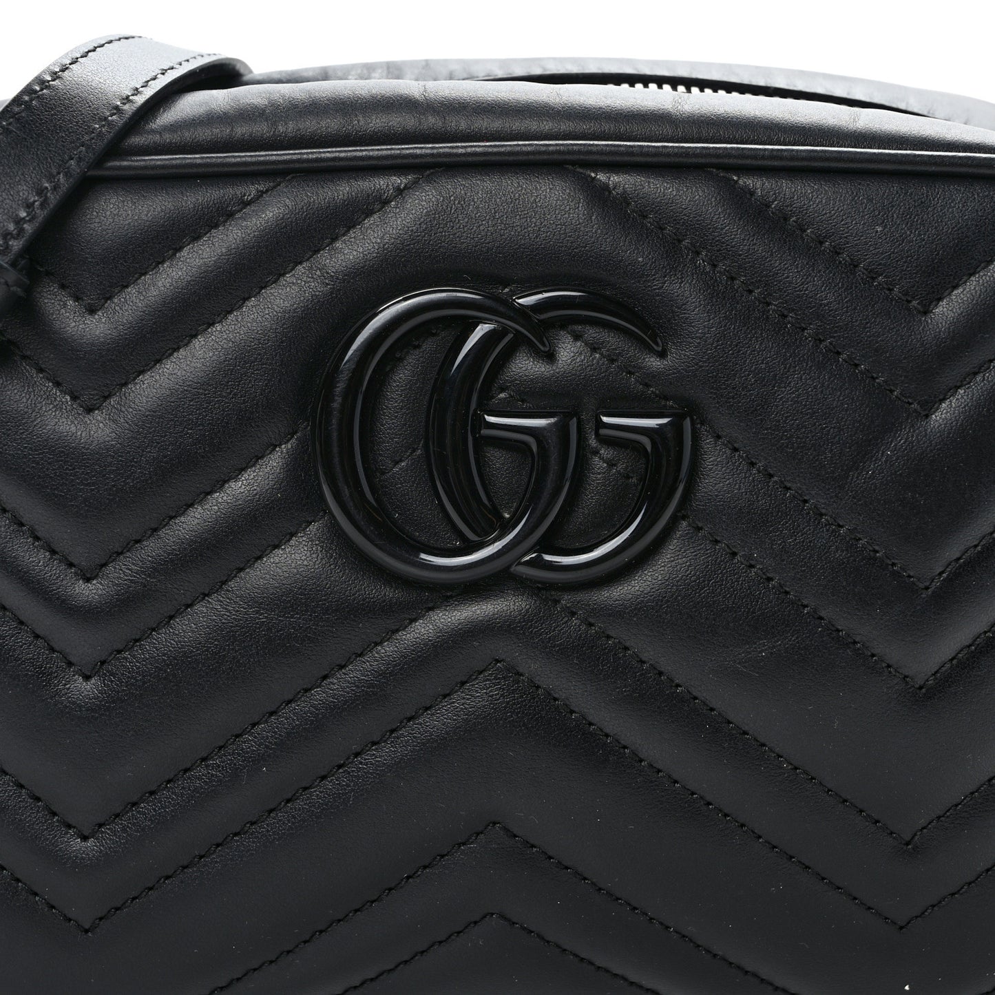 Calfskin Matelasse Monochrome Small GG Marmont Chain Shoulder Bag Black