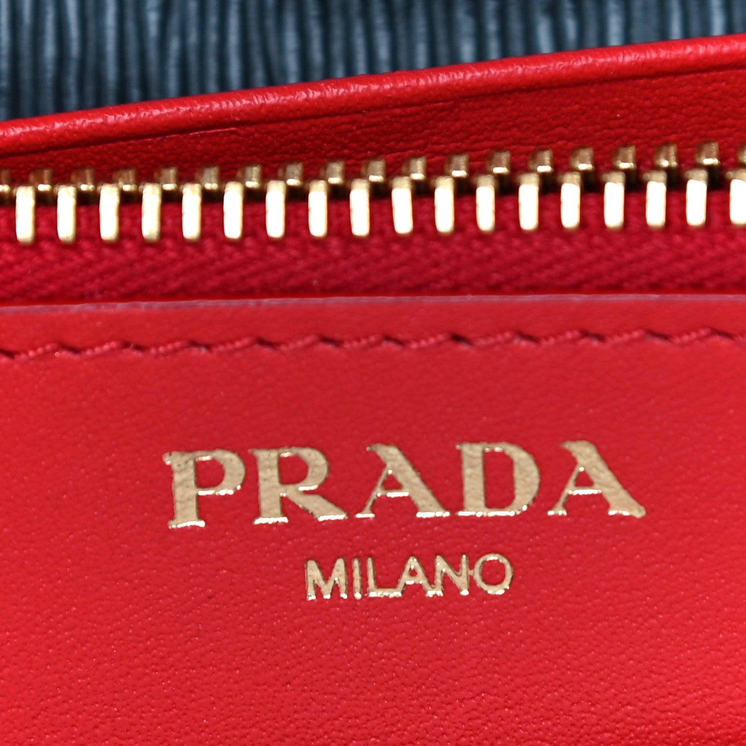 Prada Vitello Move Bi-Color Continental Flap Travel Wallet Black Lacca 7 of 11