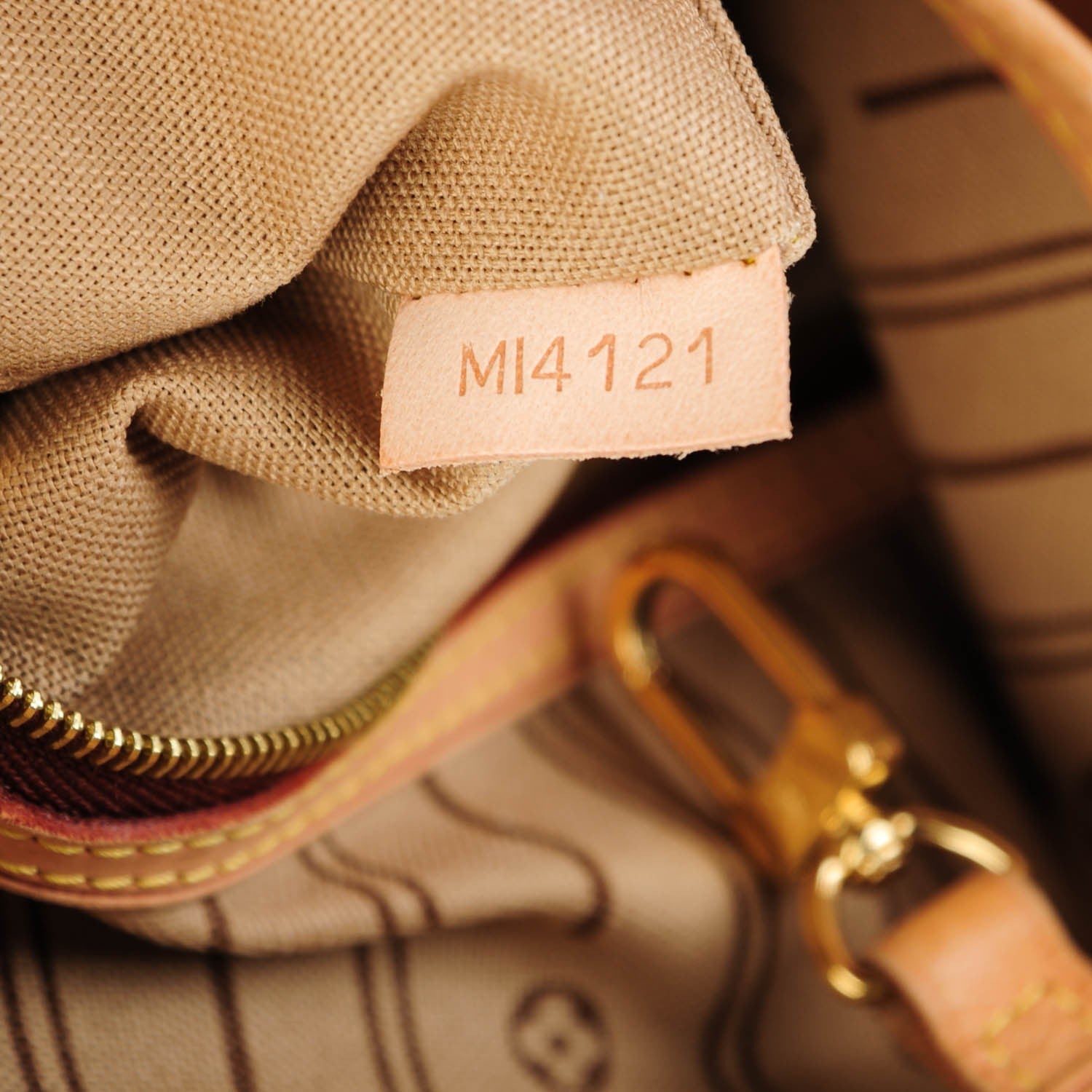 Louis Vuitton Monogram Delightful MM 7 of 7