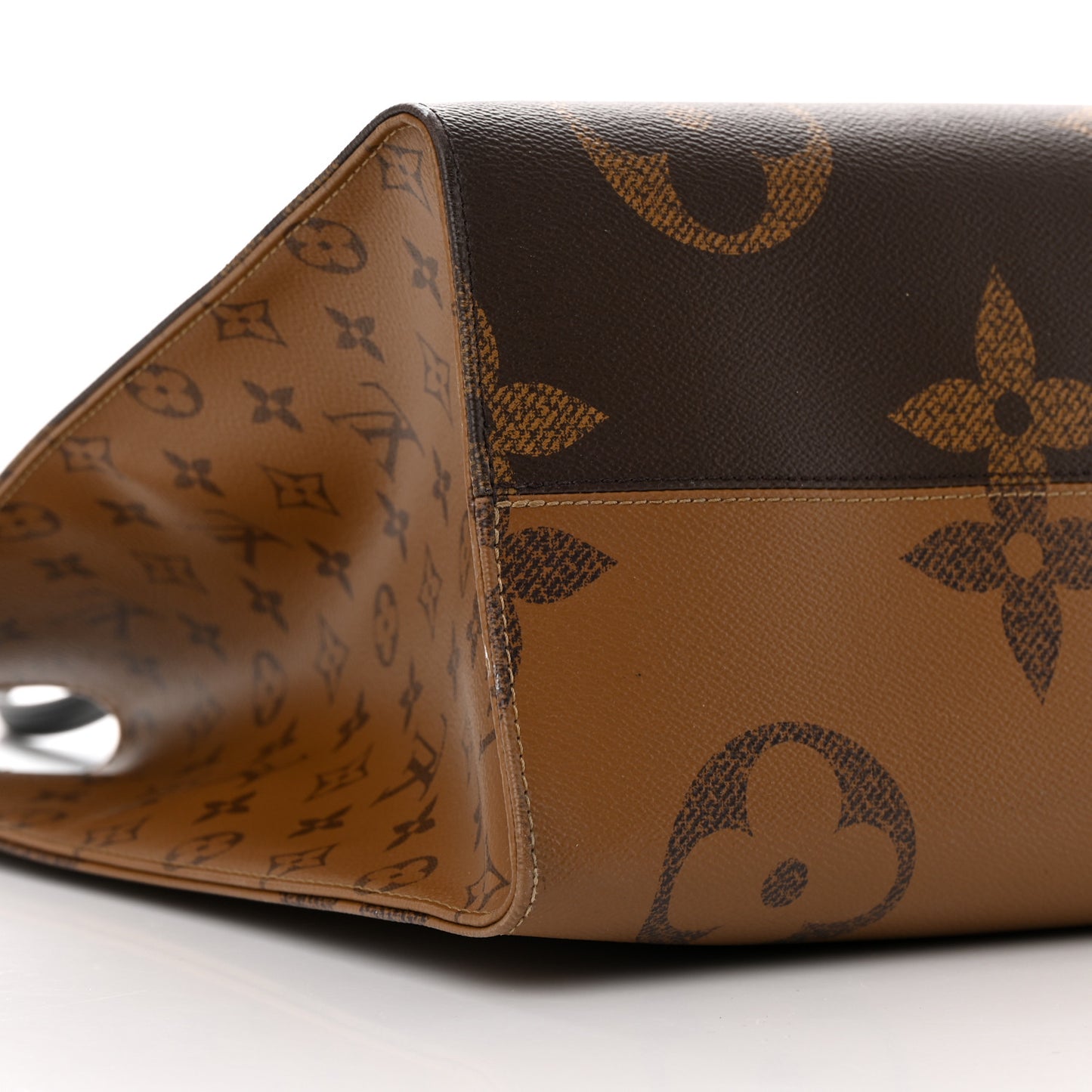 Reverse Monogram Giant Onthego GM