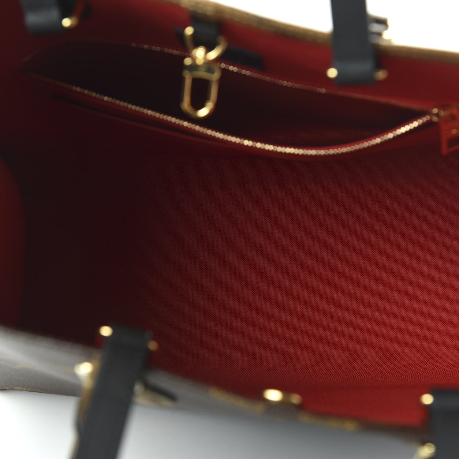 Louis Vuitton Reverse Monogram Giant Onthego MM 5 of 10