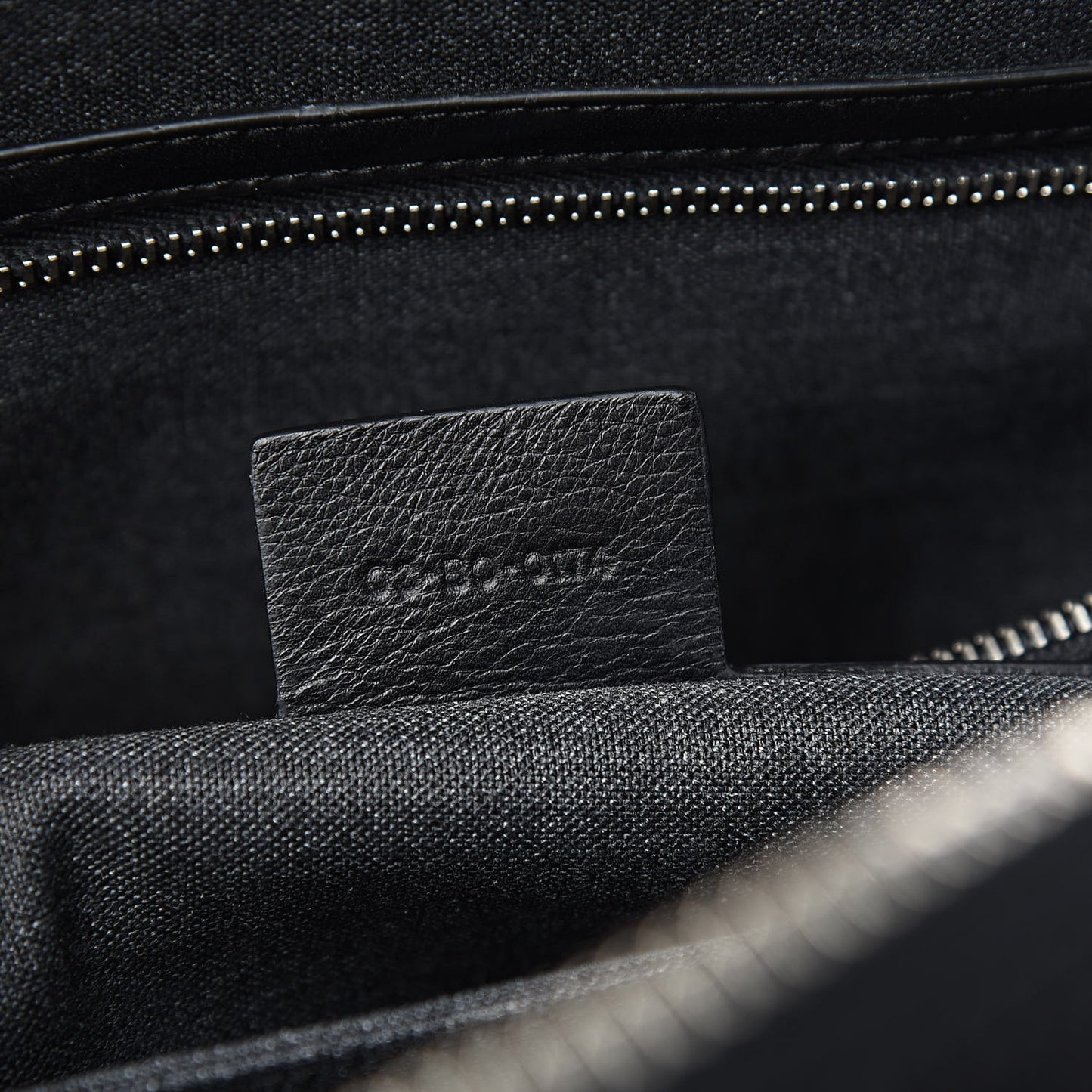 HOMME Calfskin Ribbed Briefcase Black