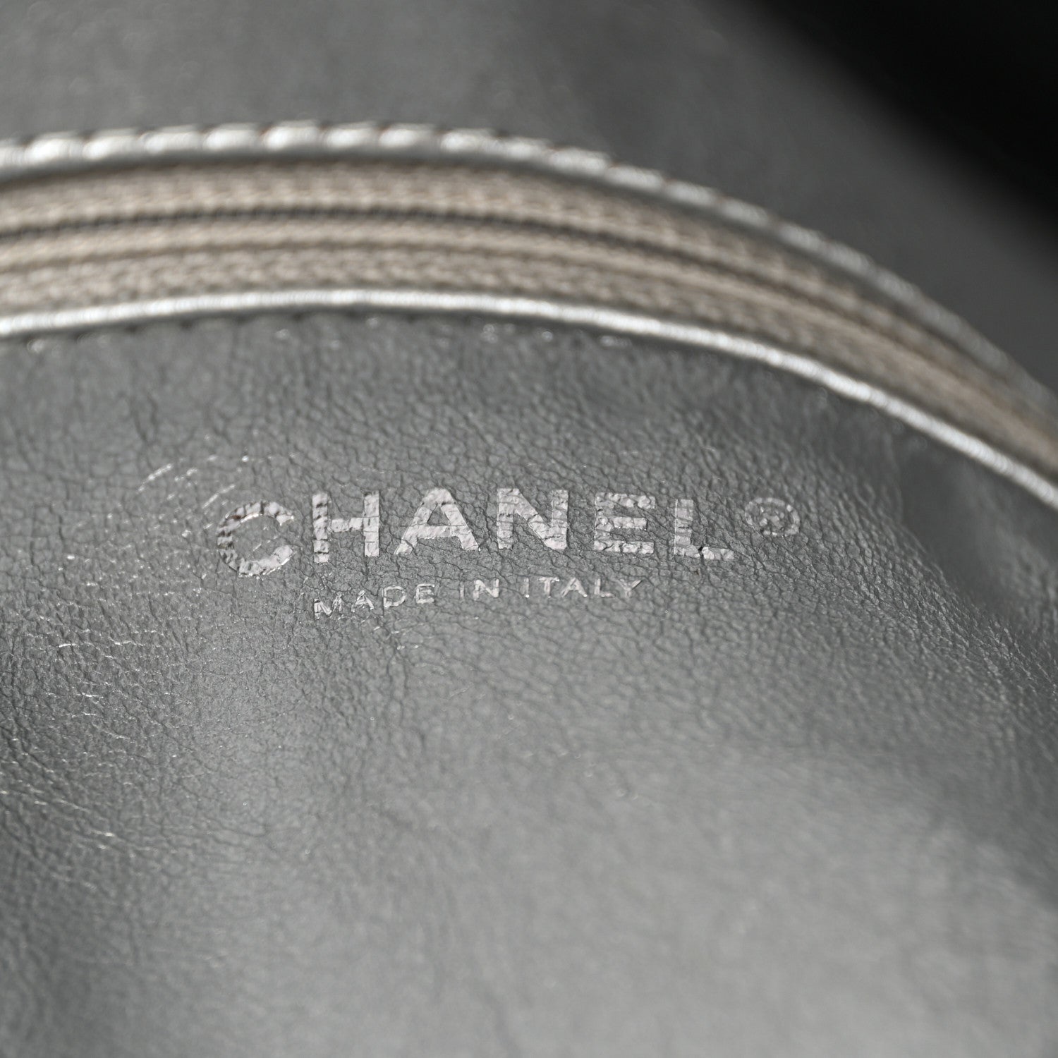 Chanel Glazed Calfskin Modern Chain Tote Black 6 of 10