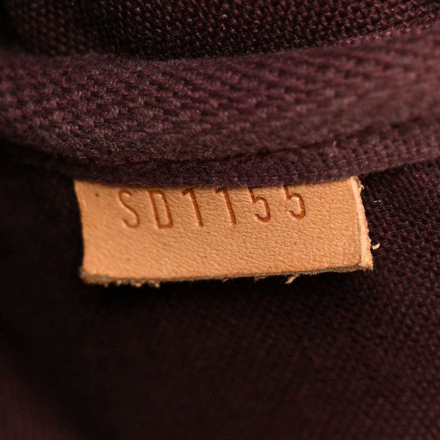 Louis Vuitton Monogram Favorite MM 8 of 11