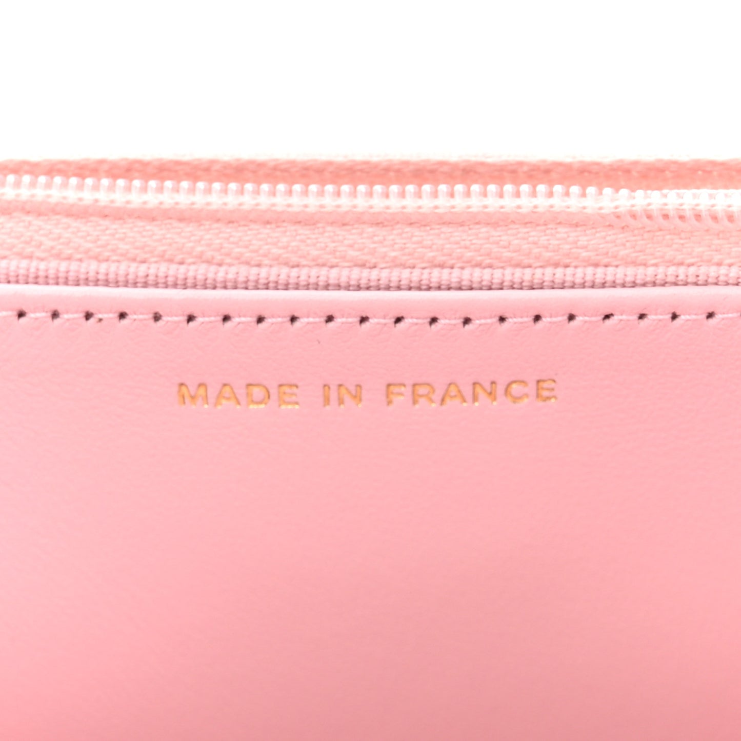 Caviar Quilted Wallet on Chain WOC Light Pink
