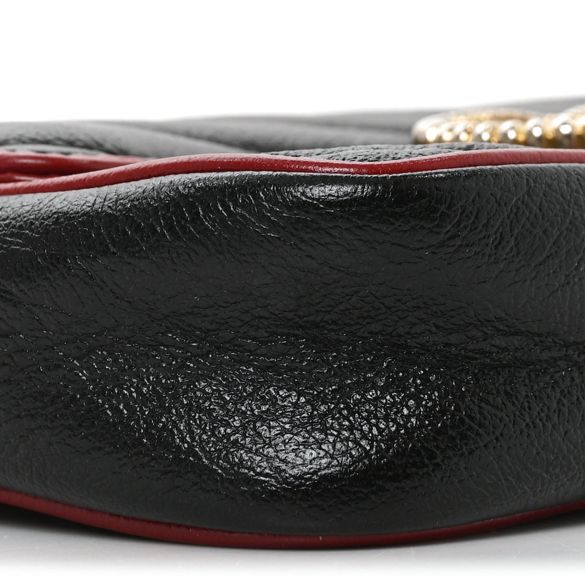 Vintage Effect Calfskin Matelasse Diagonal Super Mini Torchon GG Marmont Shoulder Bag Black Romantic Cherry