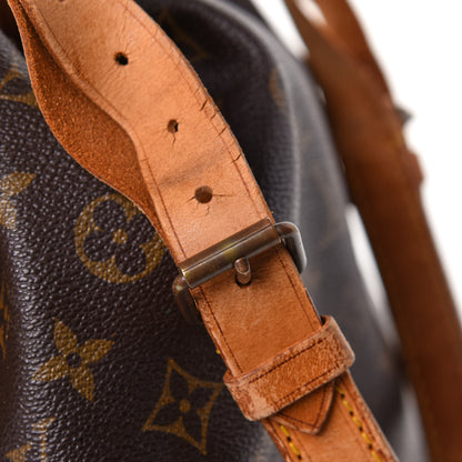 Louis Vuitton Monogram Petit Noe 15 of 32