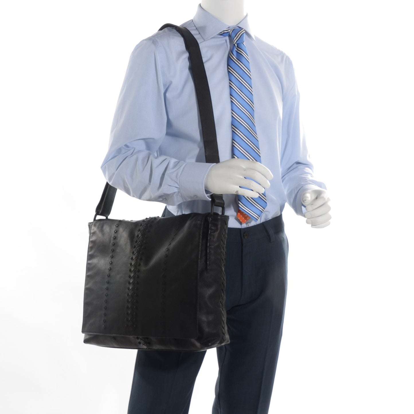 Perforated Calfskin Cabriolet Messenger Nero Black