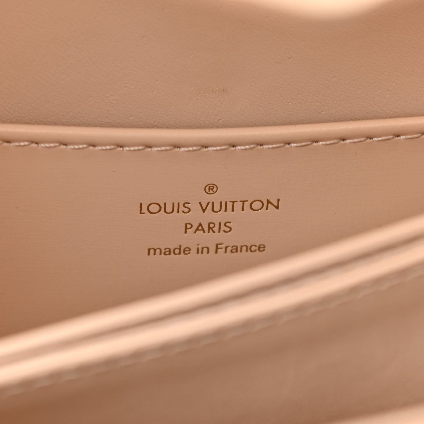 Grained Smooth Calfskin Rose Des Vents PM Creme