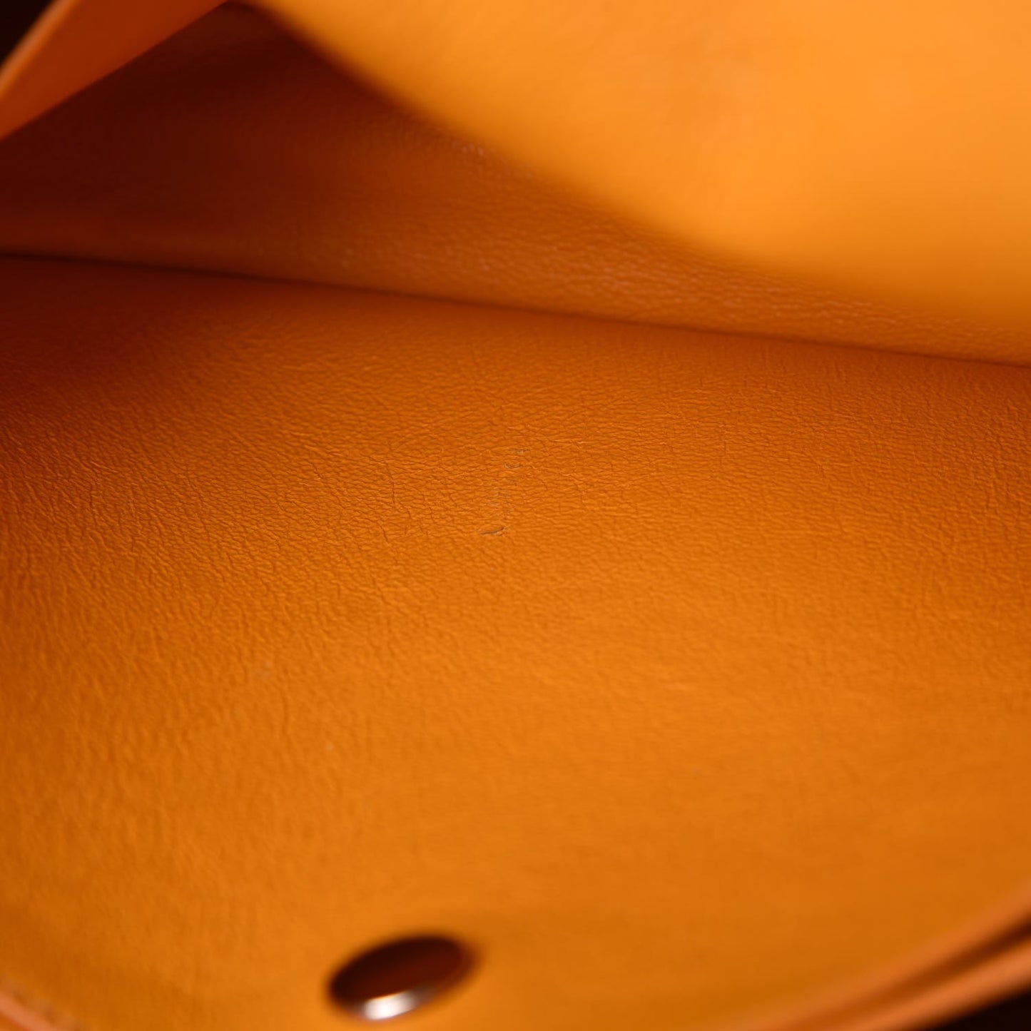 Grained Calfskin Trotteur Messenger Saffron
