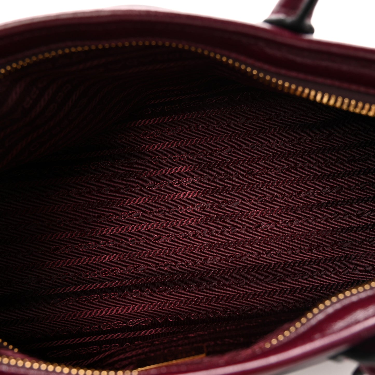 Shiny Nappa Medium Bonnie Shoulder Bag Bordeaux