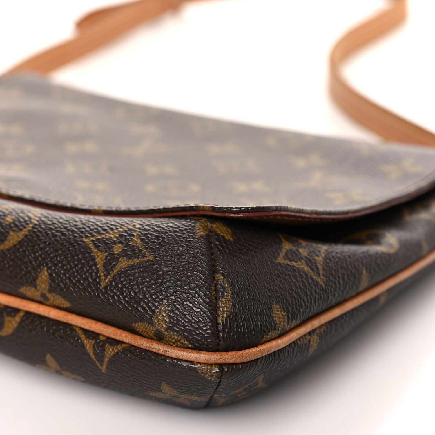 Louis Vuitton Monogram Musette Tango 8 of 8