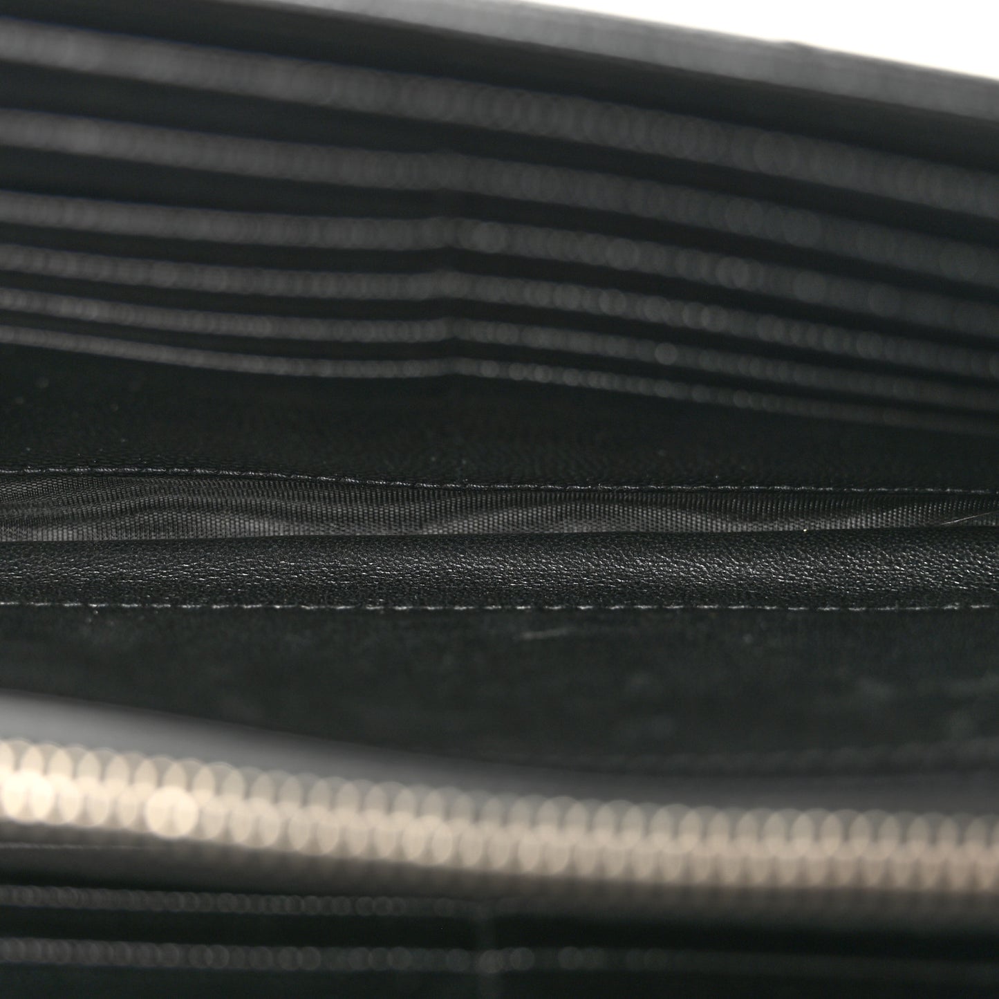 Grain De Poudre Matelasse Chevron Monogram Chain Wallet Black