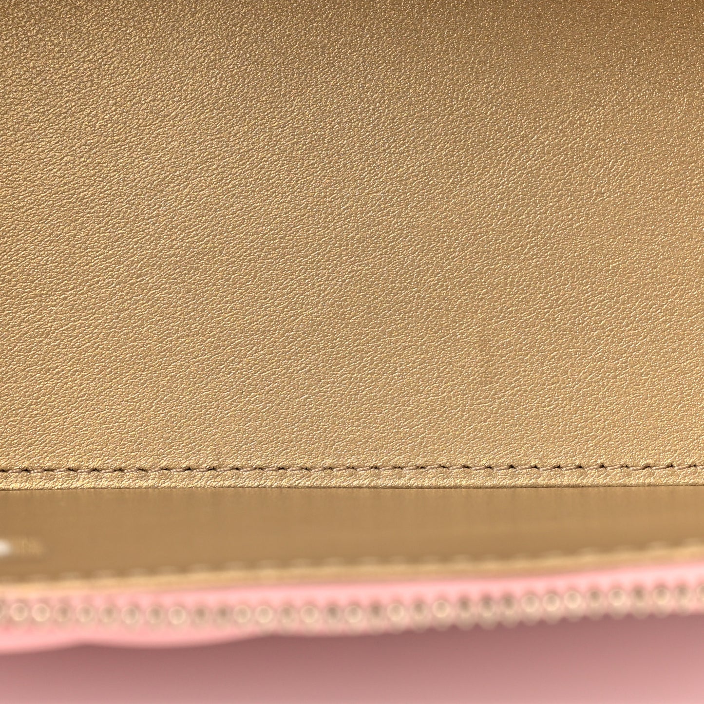 Lambskin Quilted Small Pearl Crush Vanity Case With Chain Light Pink