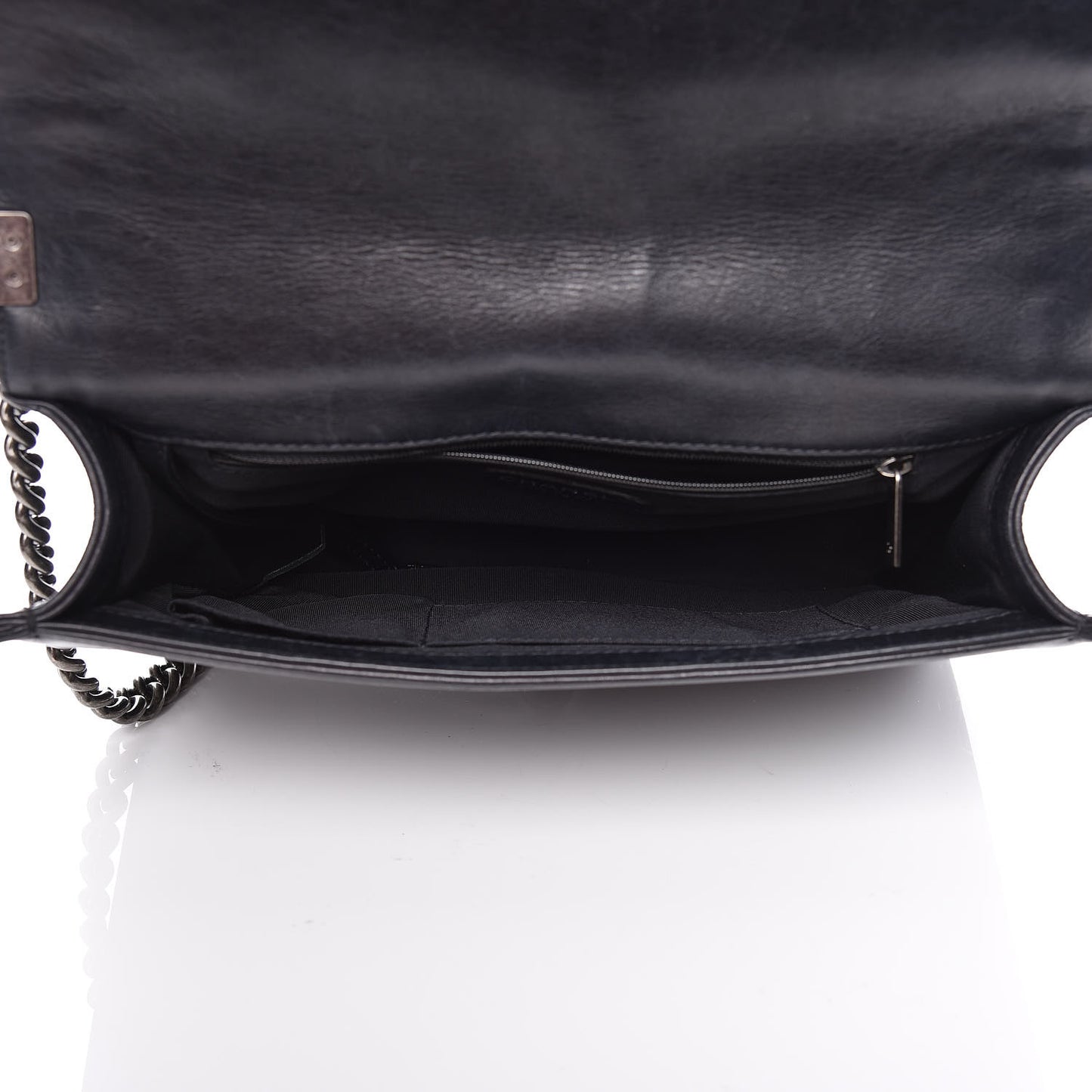 Calfskin Embossed Stitch Large Boy Flap Black