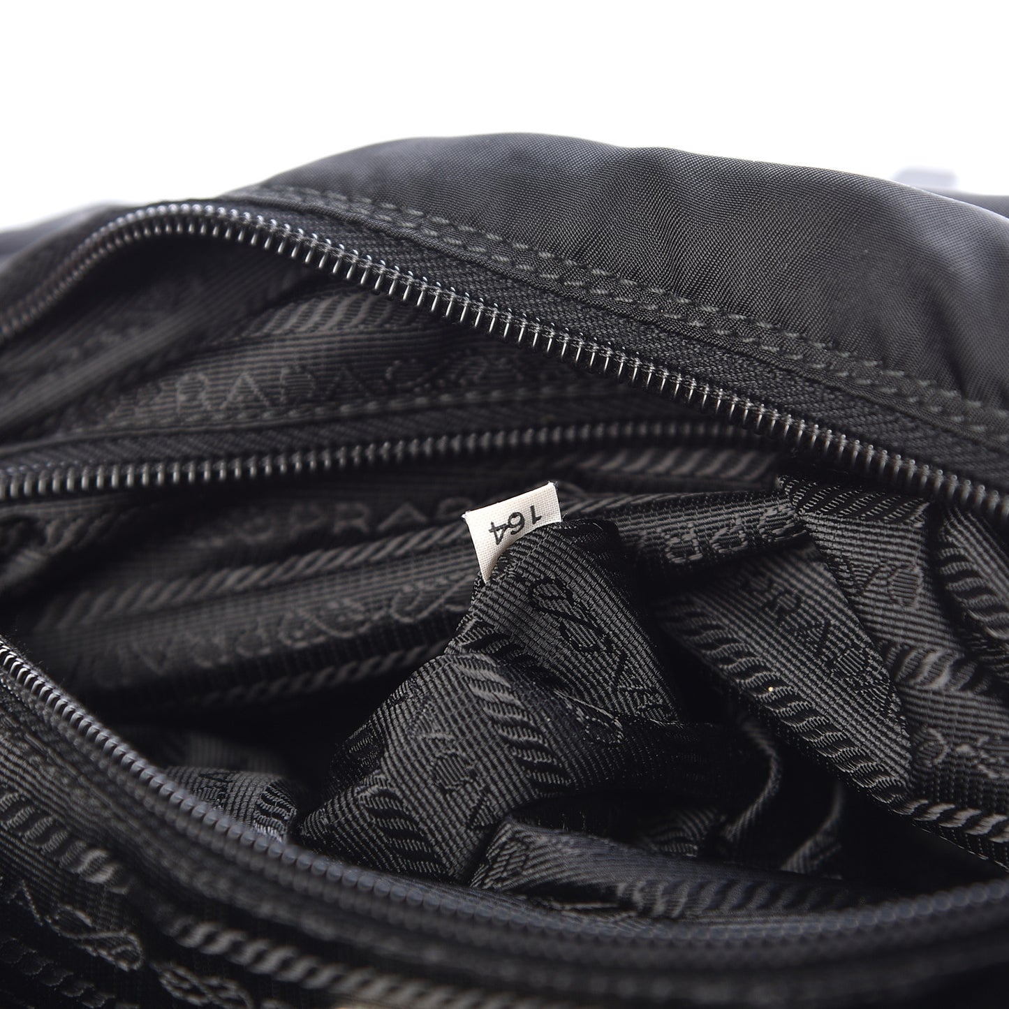 Nylon Vela Messenger Bag Black