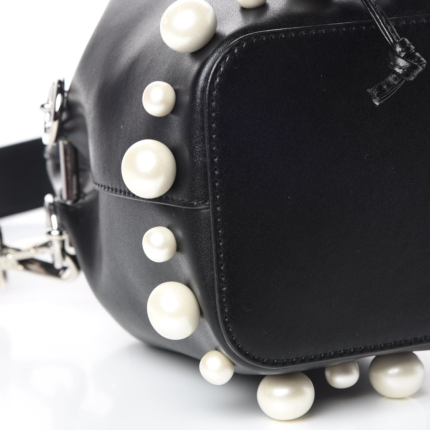 Vitello Liberty Pearl F is Fendi Mini Mon Tresor Bucket Bag Black