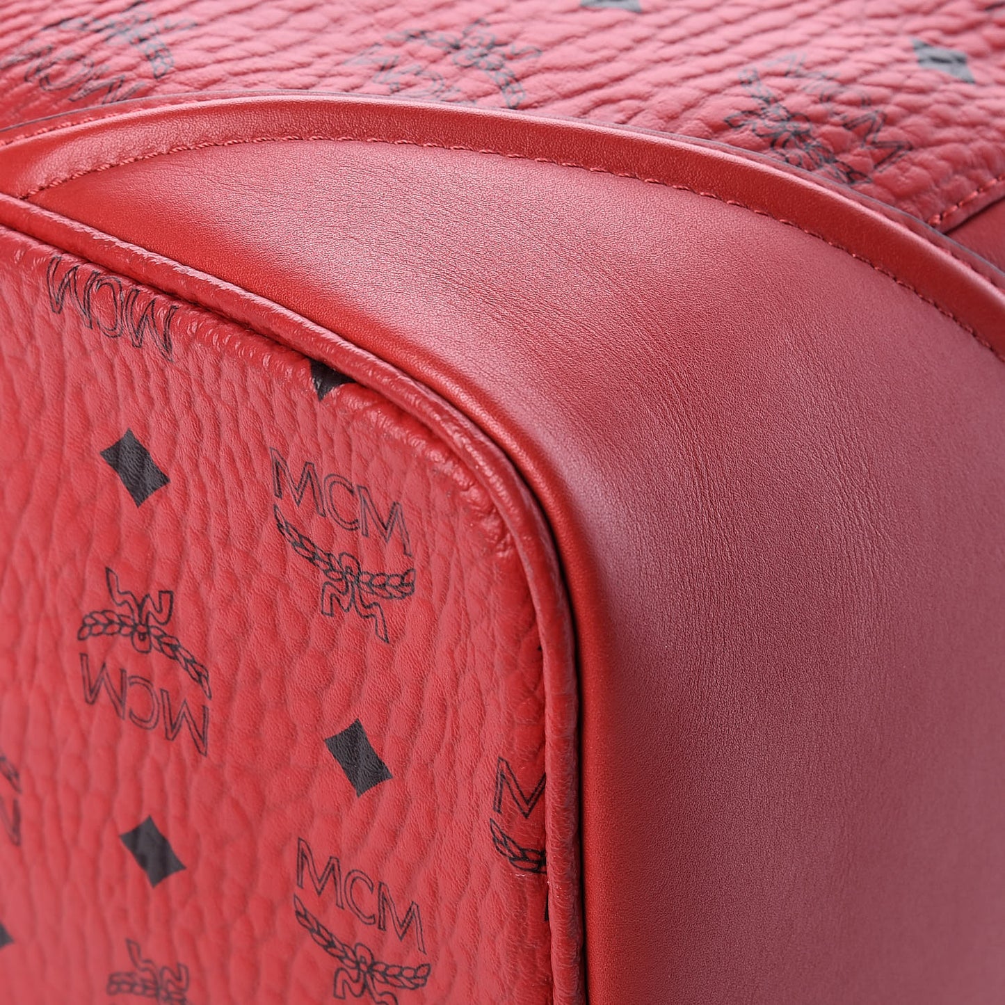 Visetos Medium Duke Backpack Ruby Red