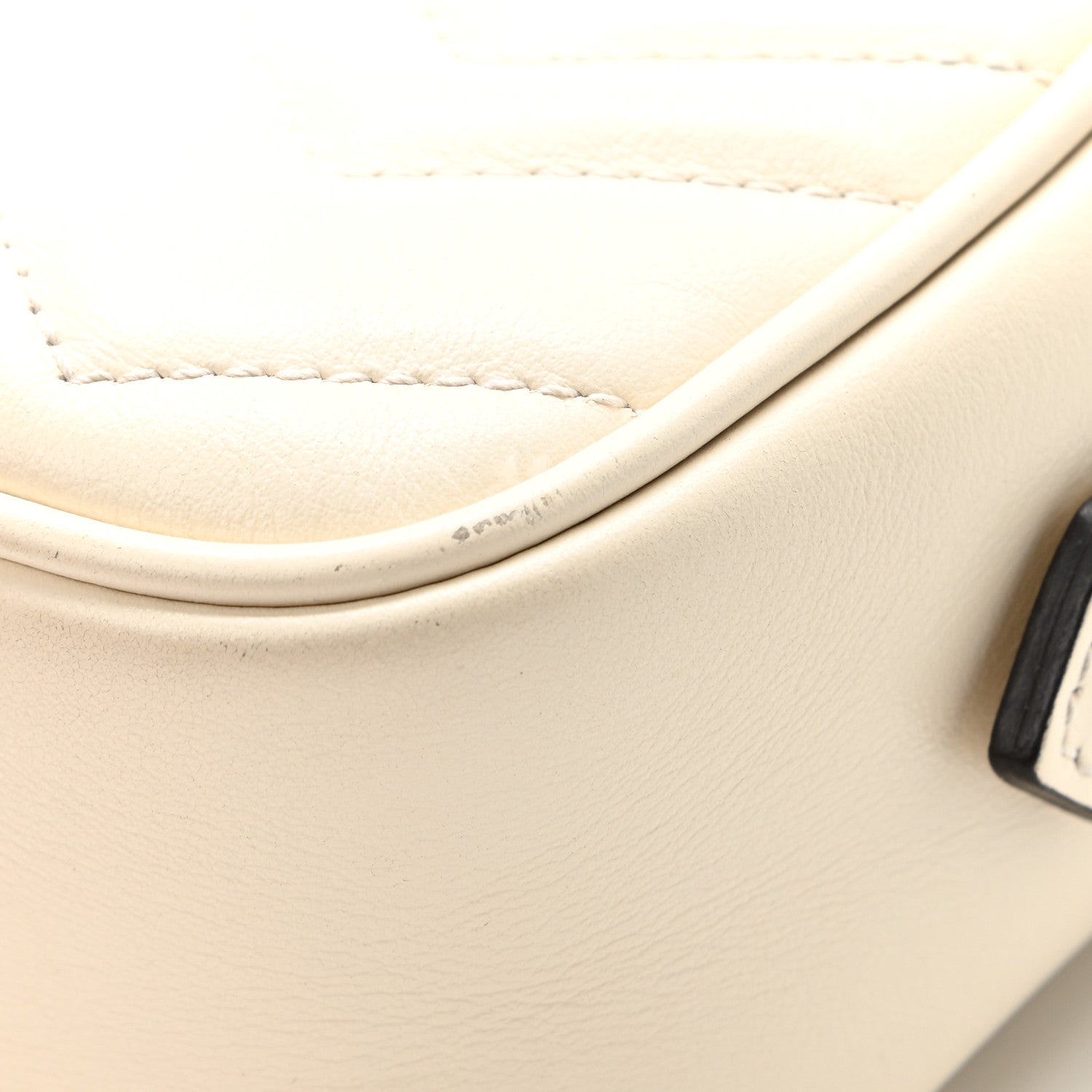 Gucci Calfskin Matelasse Mini GG Marmont Chain Shoulder Bag White 13 of 19