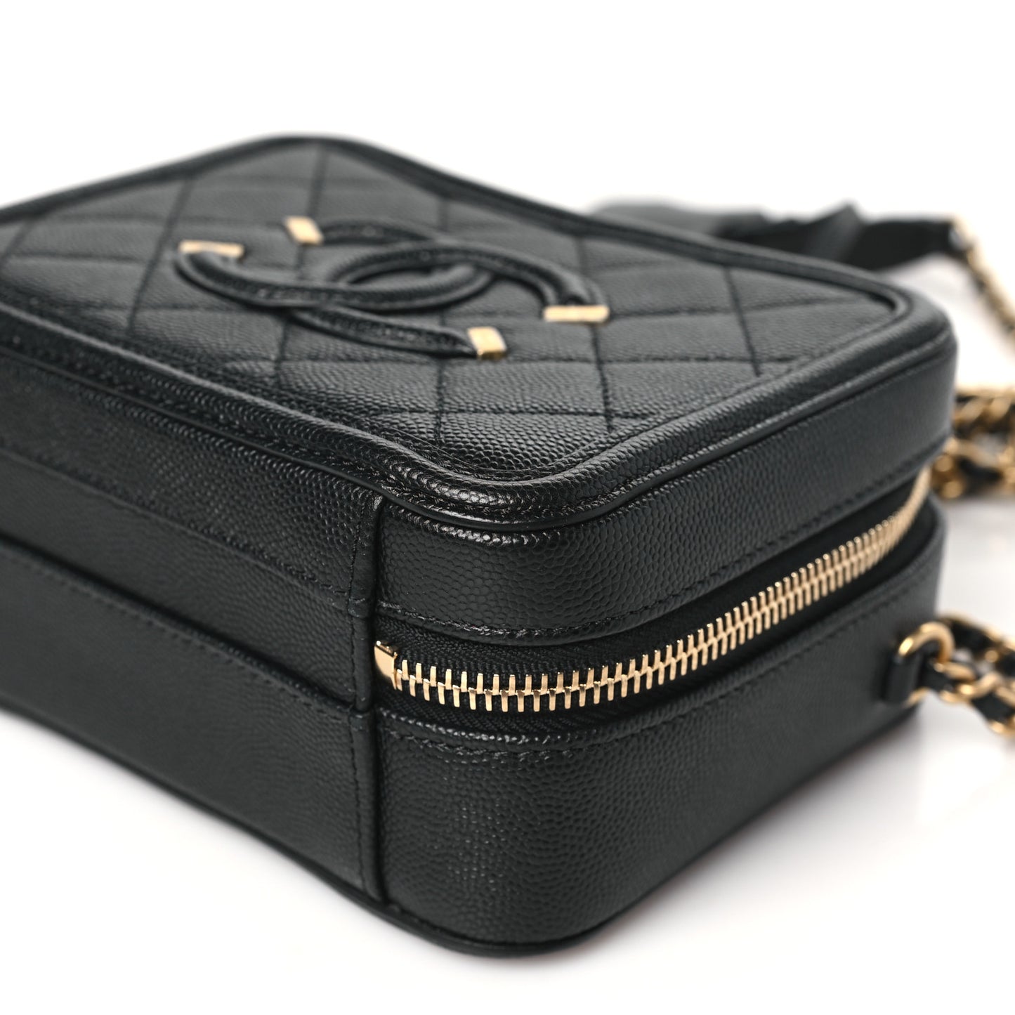 Caviar Quilted Small CC Filigree Vanity Case Black