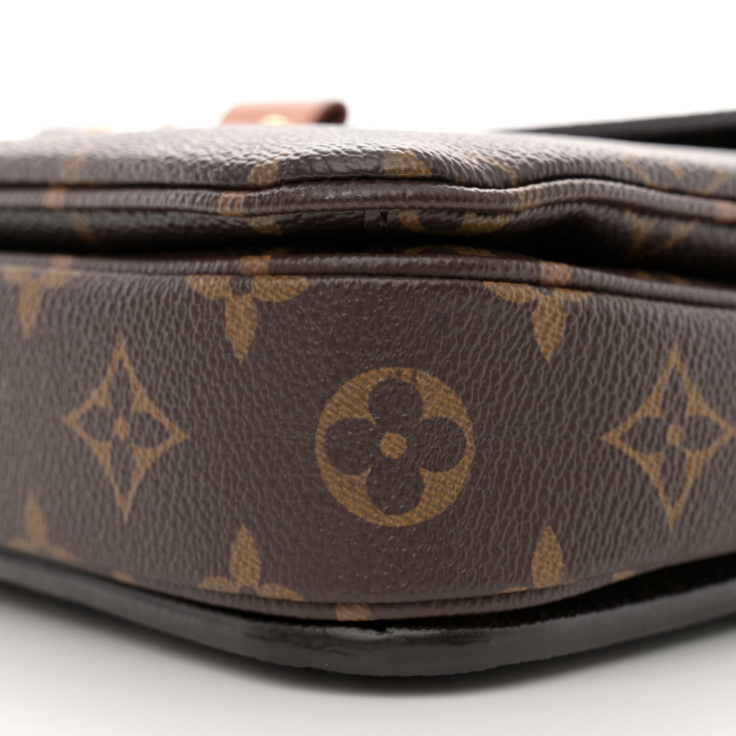 Louis Vuitton Monogram Pochette Metis 9 of 13