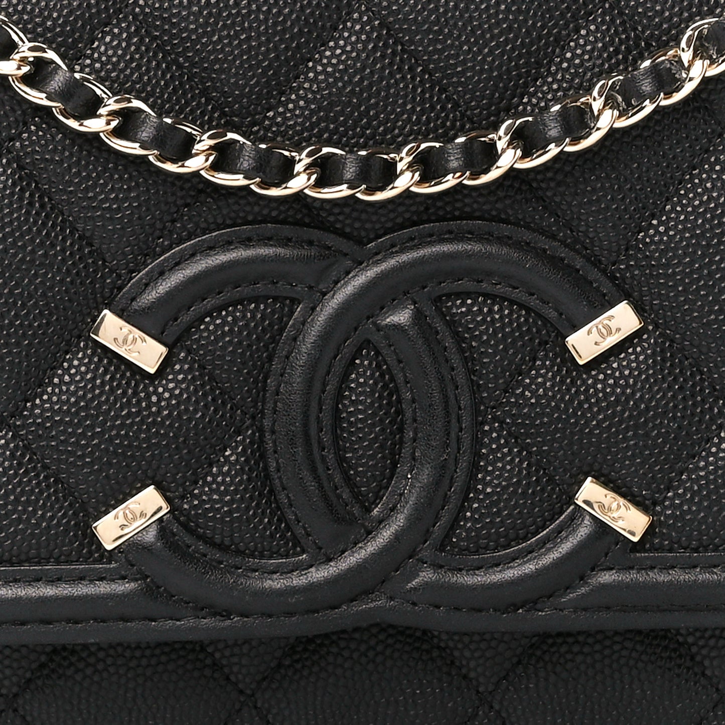 Caviar Quilted CC Filigree Wallet On Chain WOC Black