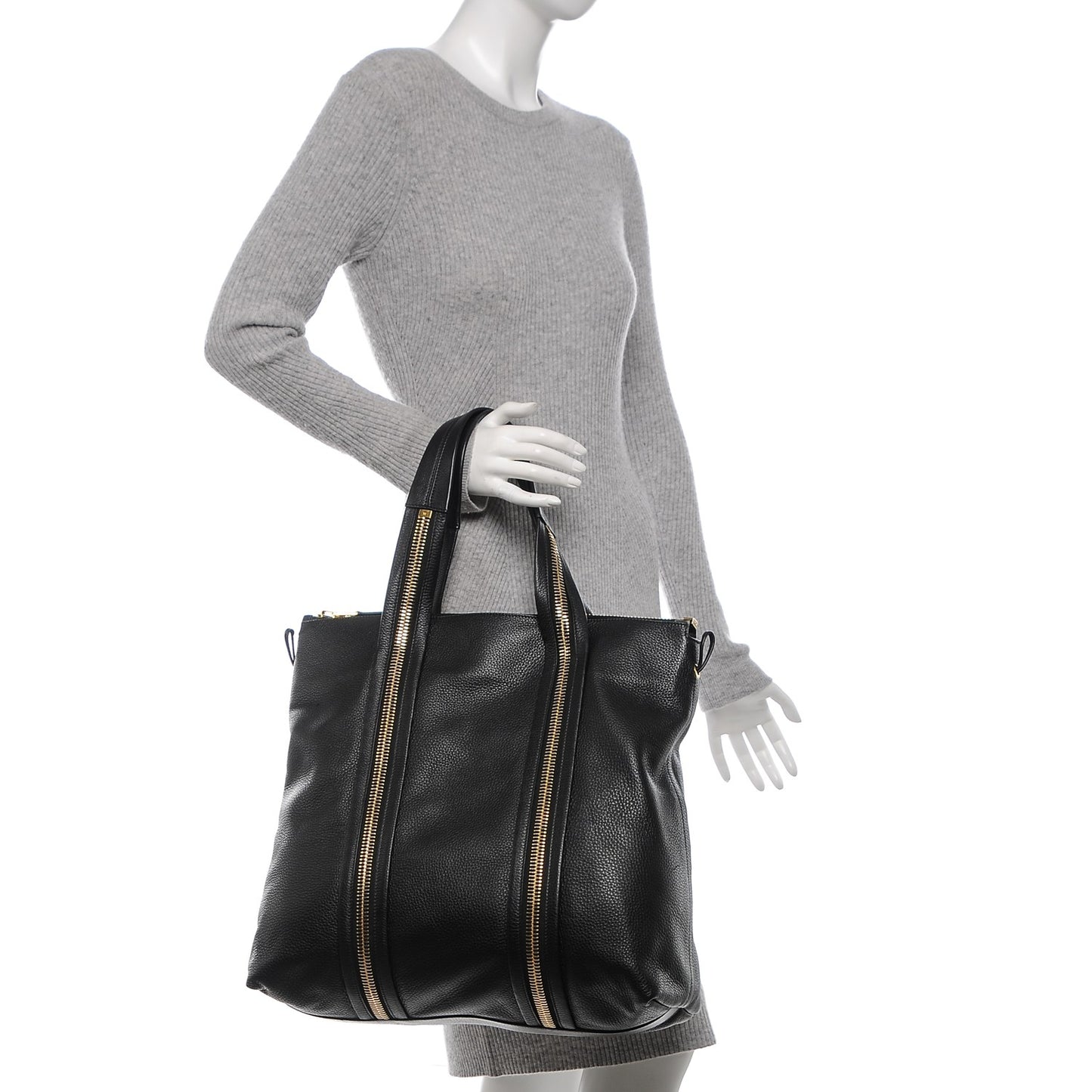 Pebbled Calfskin Medium Amber Zip Tote Black