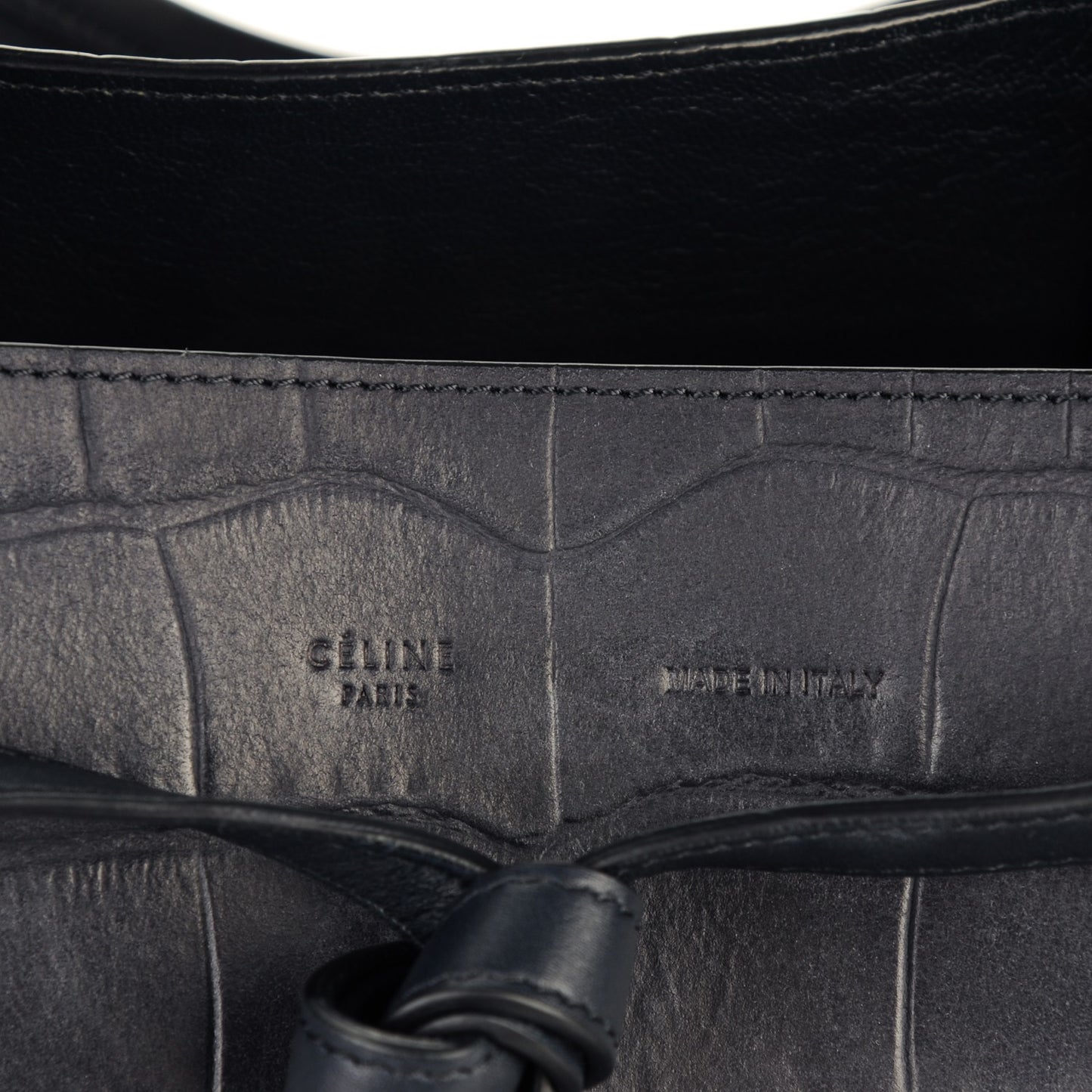 Crocodile Embossed Nubuck Small Belt Cabas Phantom Navy Blue