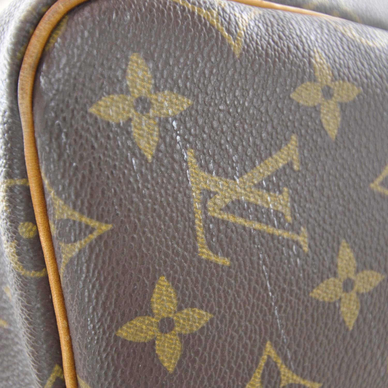 Louis Vuitton Monogram Keepall 55 + Strap 8 of 10