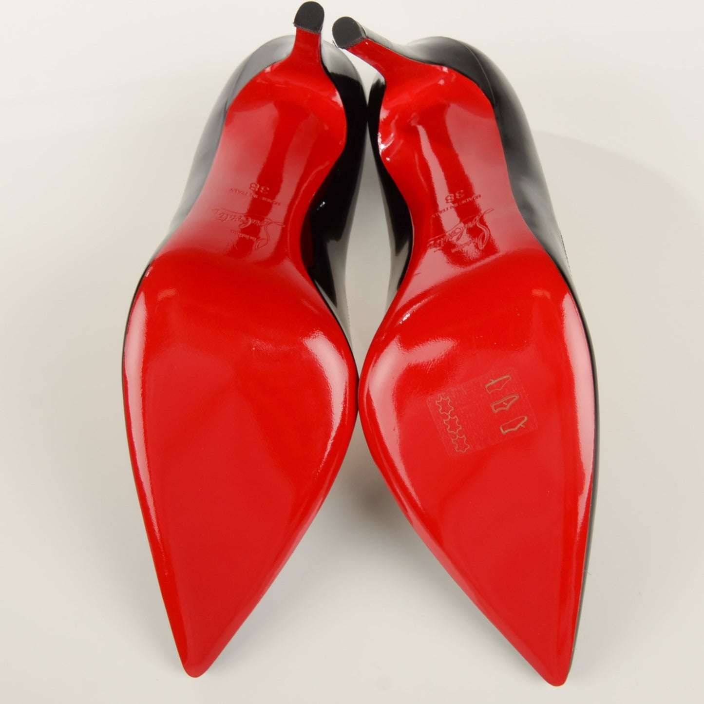 Patent Pigalle 100 Pumps 38 Black