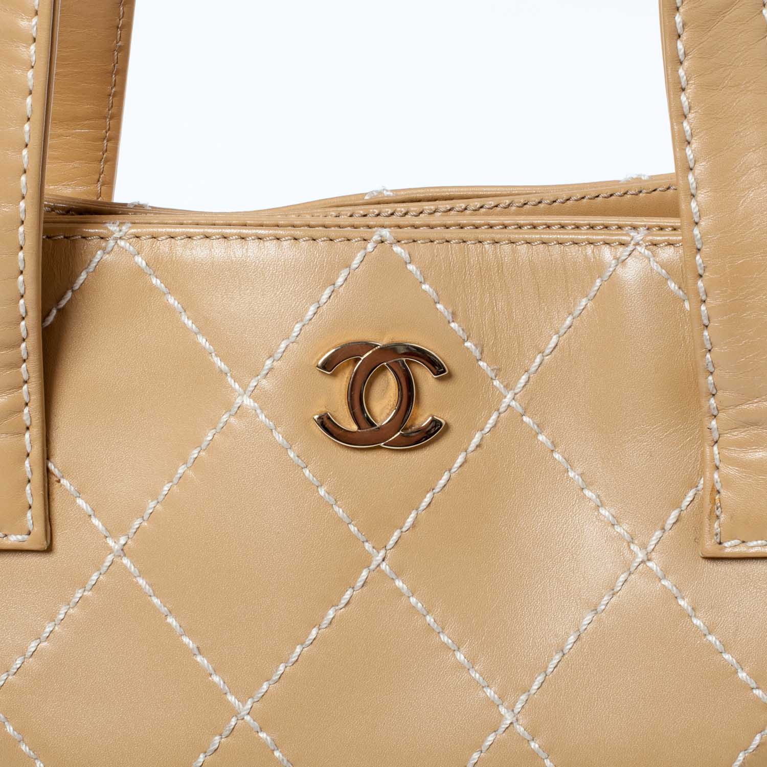 Chanel Leathter Contrast Stitch Small Surpique Tote 6 of 10