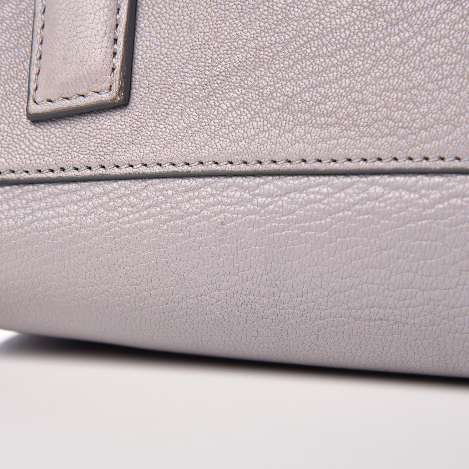 Givenchy Sugar Goatskin Medium Antigona Pearl Grey 48 of 49