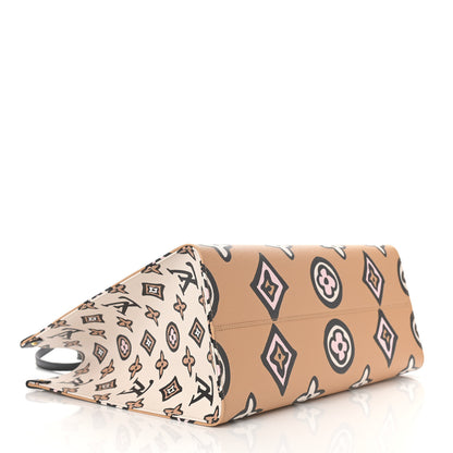 Louis Vuitton Monogram Giant Wild At Heart Onthego GM Arizona 4 of 9